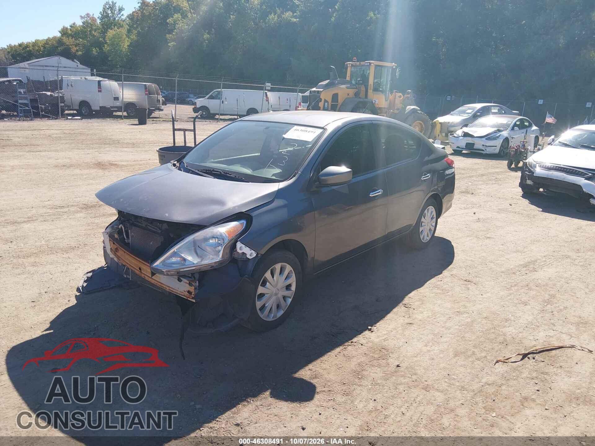 NISSAN VERSA 2019 - 3N1CN7AP3KL881207
