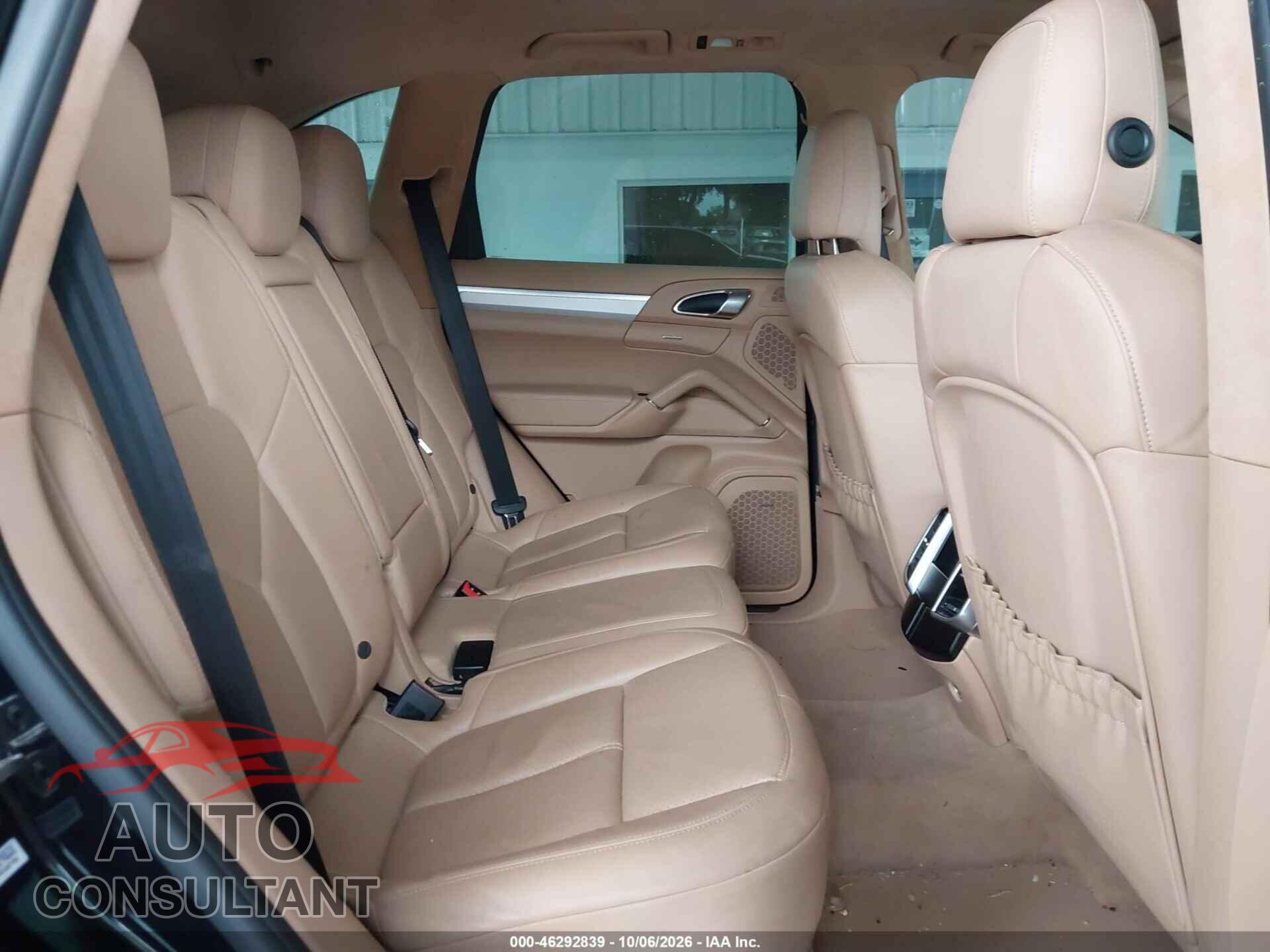 PORSCHE CAYENNE 2014 - WP1AD2A23ELA77986