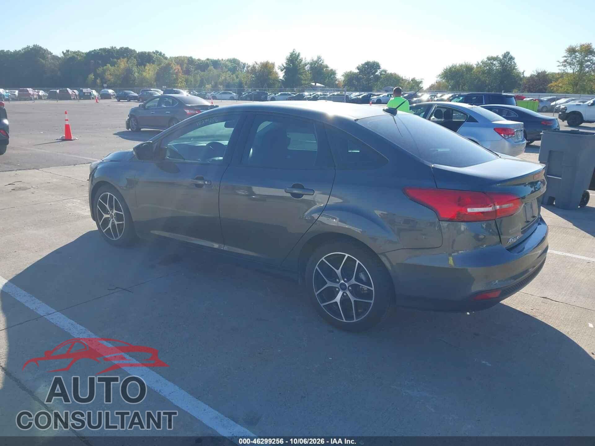 FORD FOCUS 2017 - 1FADP3FEXHL282097