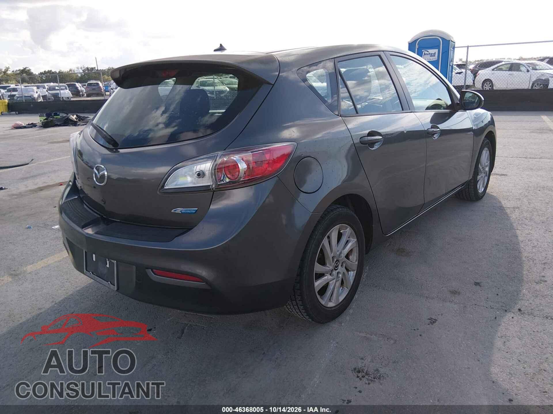 MAZDA MAZDA3 2013 - JM1BL1MP5D1800516