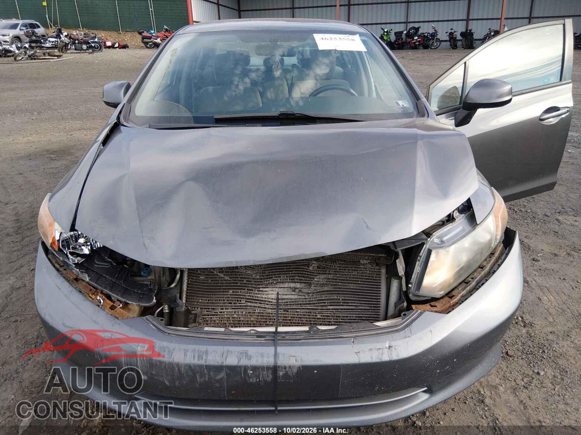 HONDA CIVIC 2012 - 2HGFB2F52CH309893
