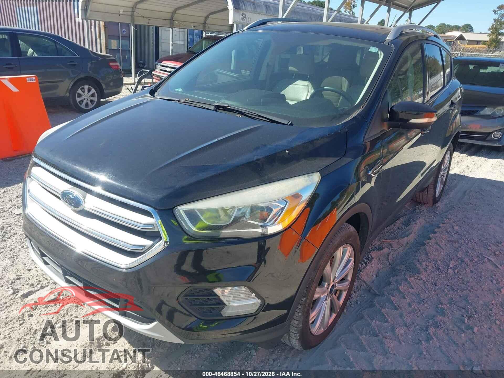 FORD ESCAPE 2017 - 1FMCU9JD7HUD03123