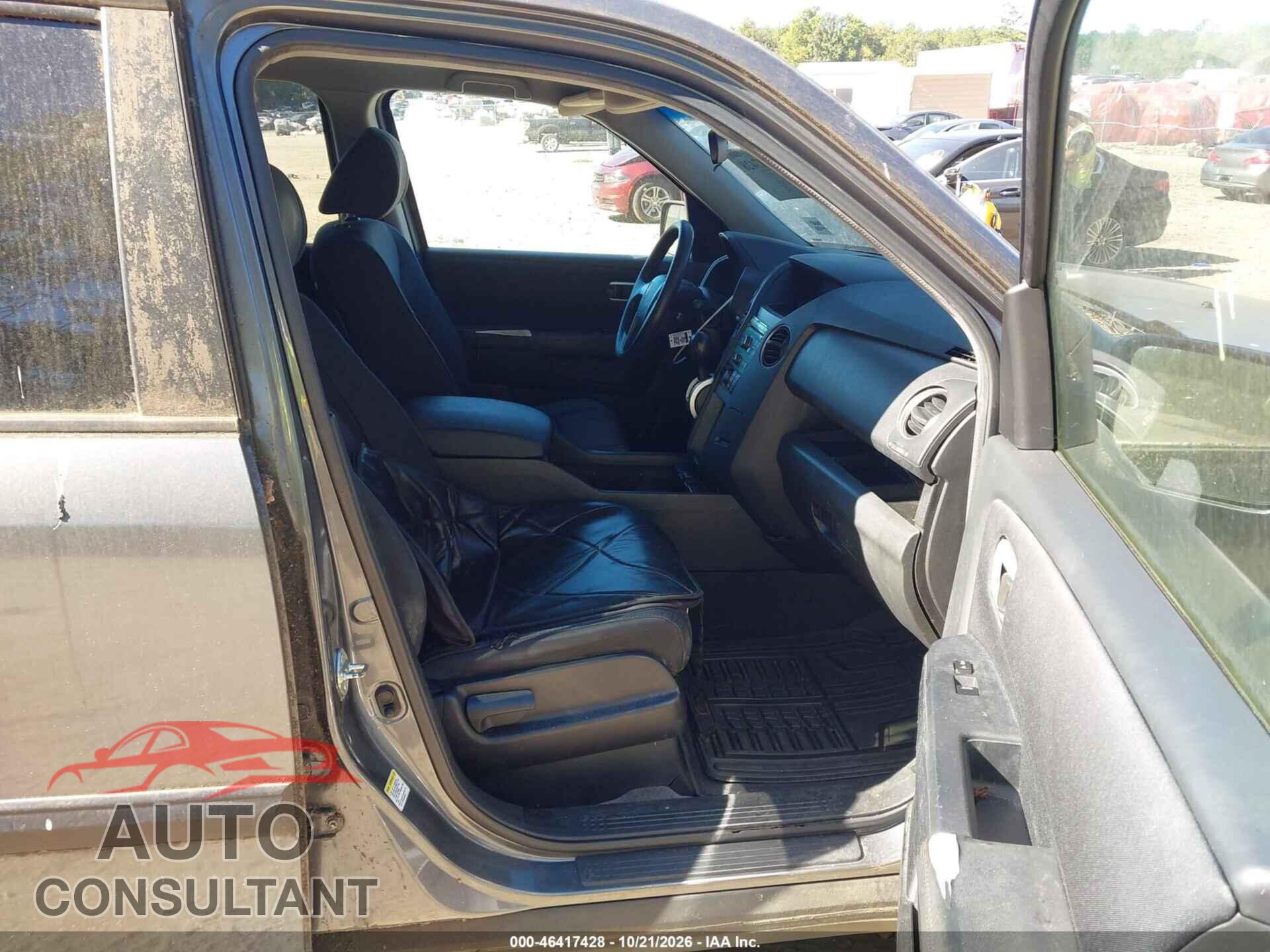 HONDA PILOT 2011 - 5FNYF4H23BB100404