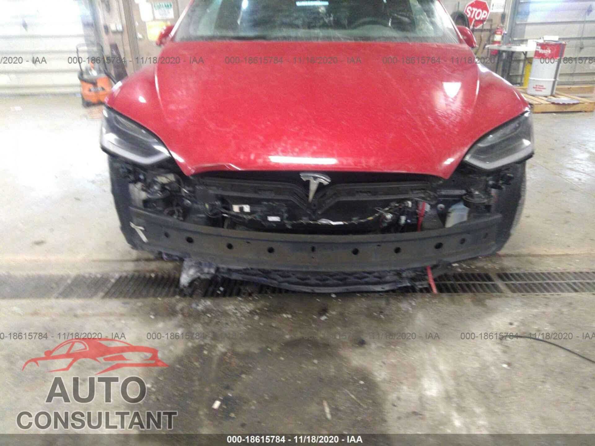 TESLA MODEL X 2016 - 5YJXCBE21GF006123