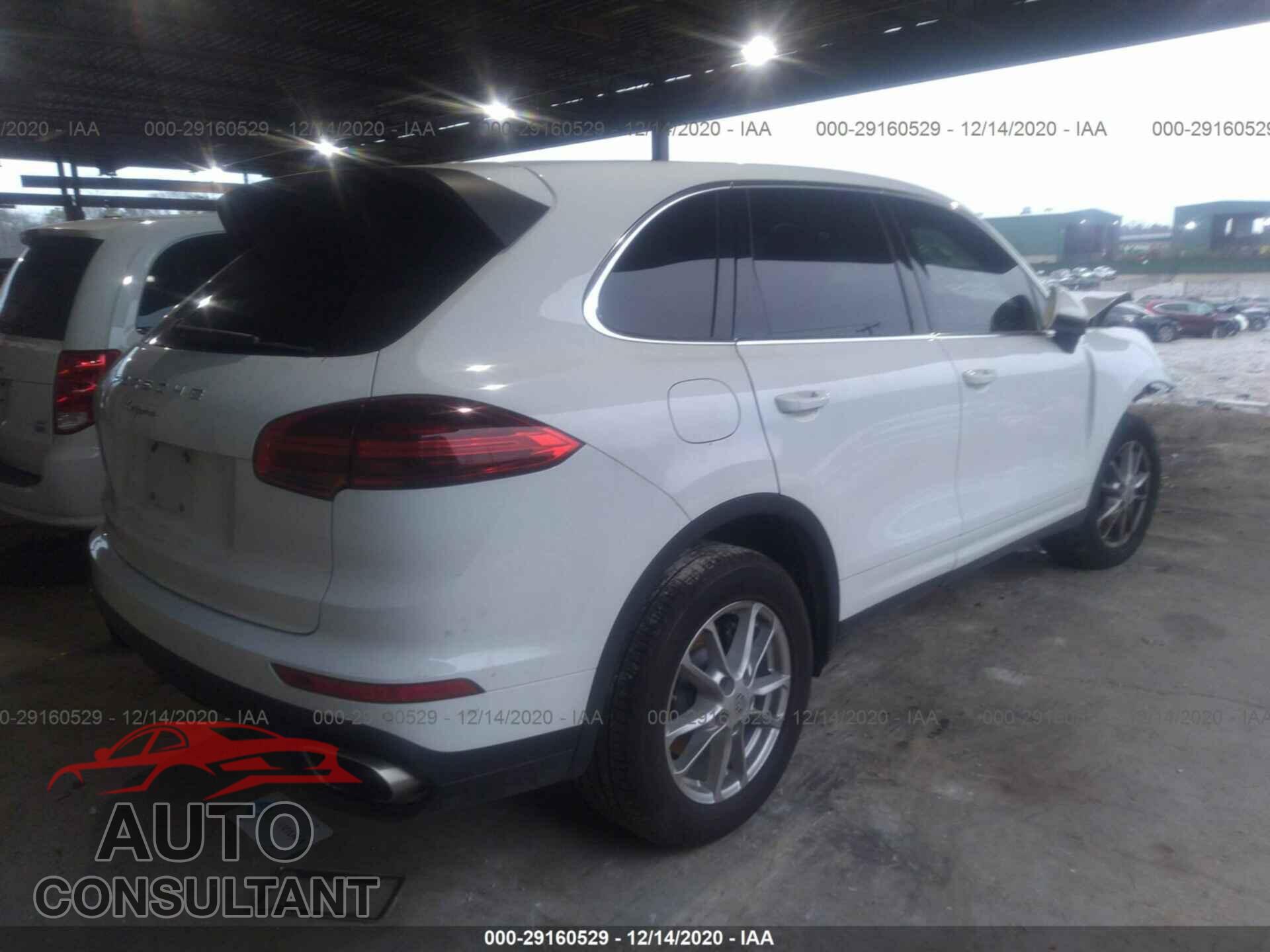 PORSCHE CAYENNE 2016 - WP1AA2A27GLA02560
