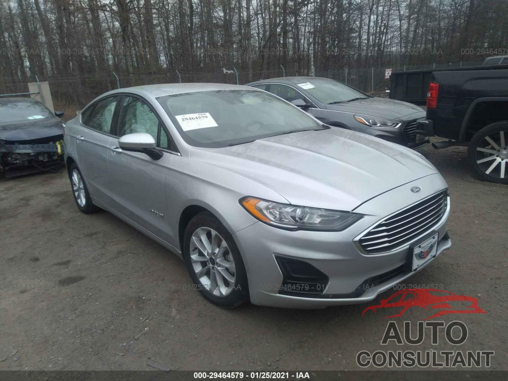 FORD FUSION HYBRID 2019 - 3FA6P0LU0KR206223