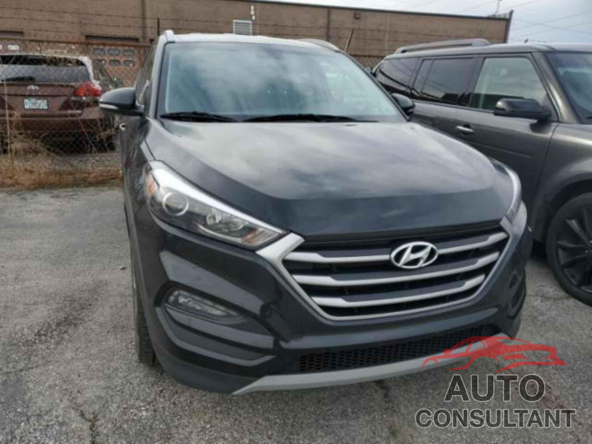 HYUNDAI TUCSON 2017 - KM8J3CA22HU595415