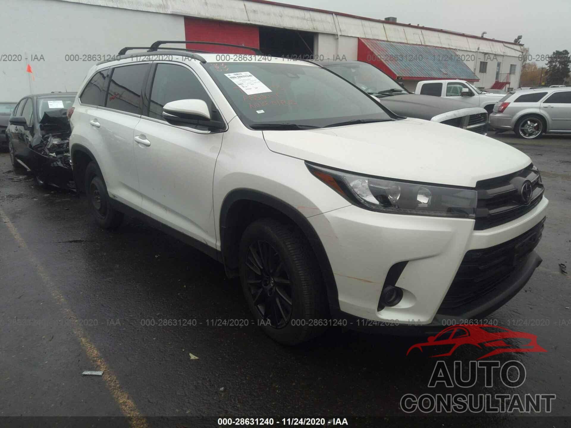 TOYOTA HIGHLANDER 2019 - 5TDJZRFH2KS617721