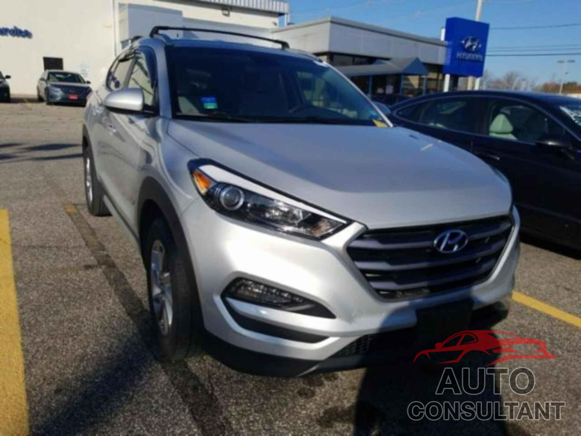 HYUNDAI TUCSON 2017 - KM8J3CA48HU556720