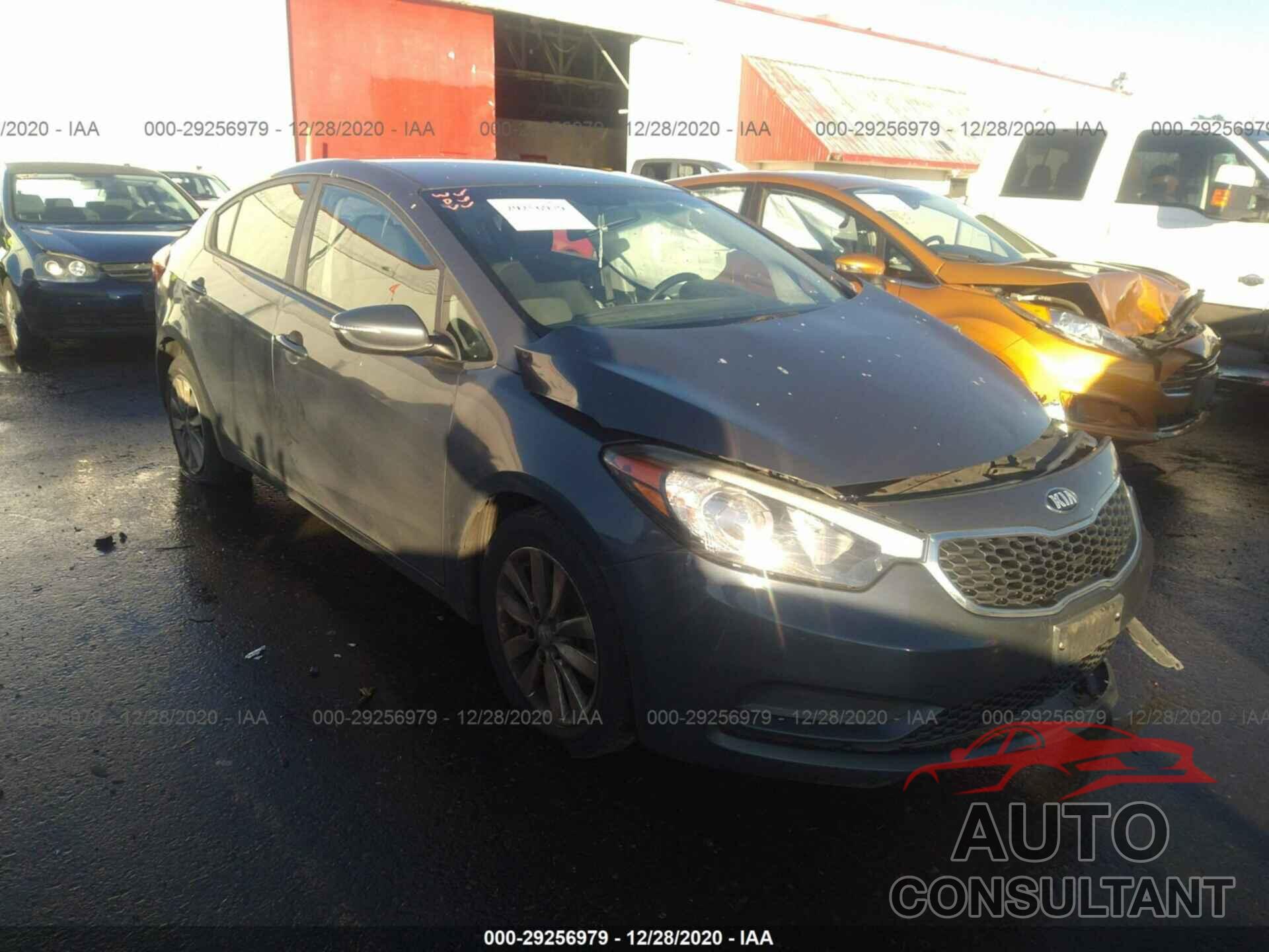 KIA FORTE 2016 - KNAFX4A66G5437544