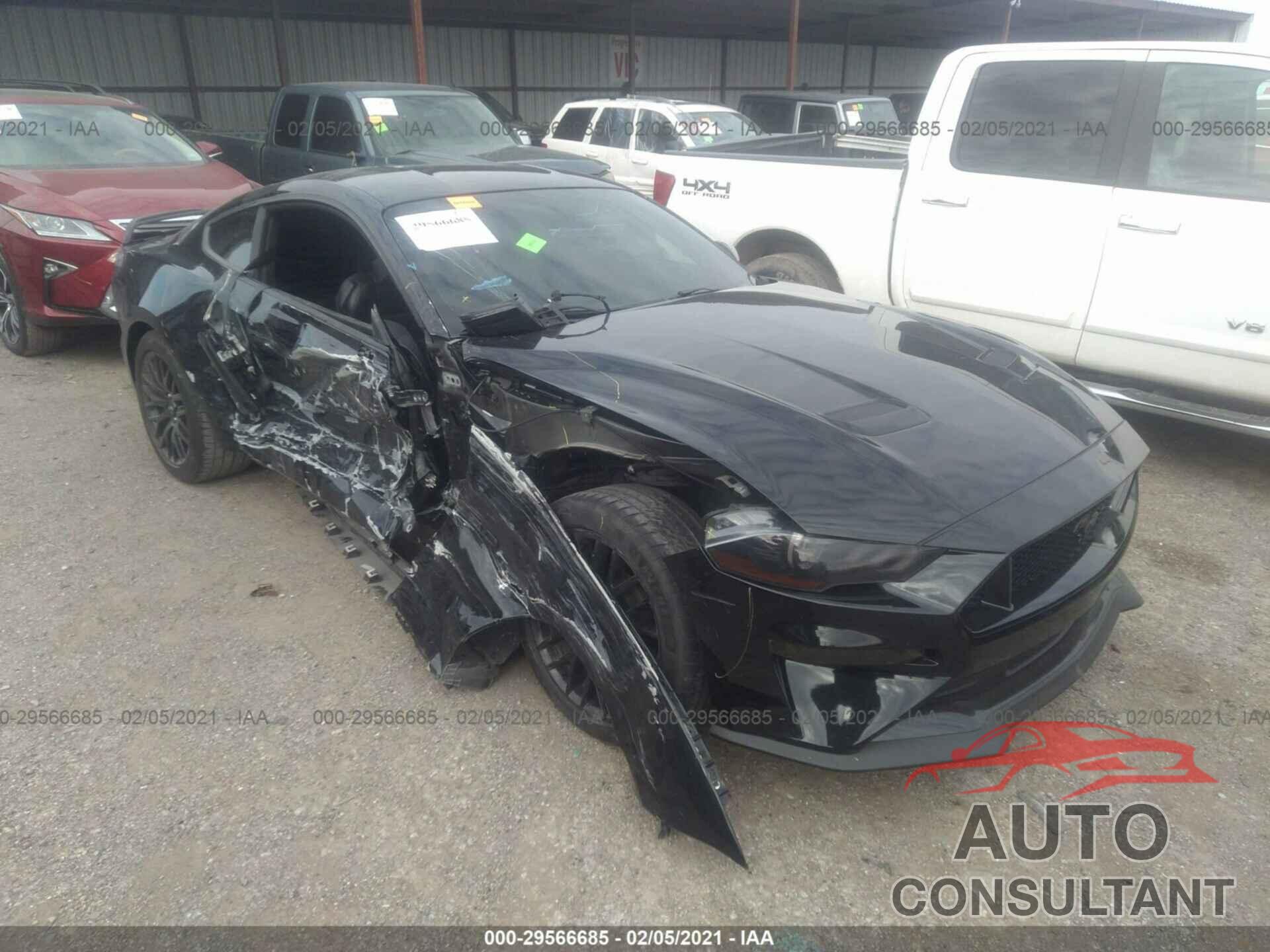 FORD MUSTANG 2018 - 1FA6P8CF1J5180488
