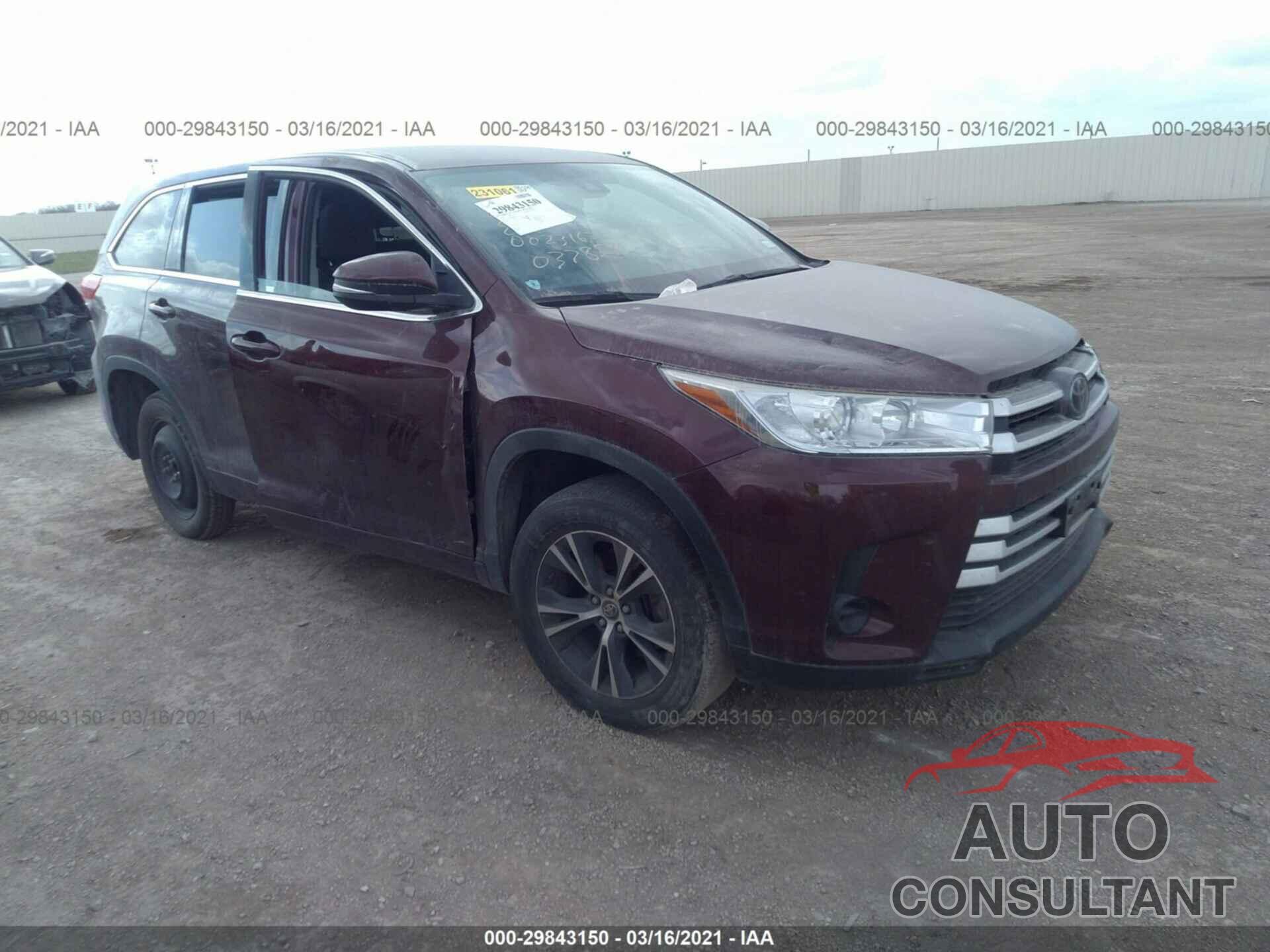 TOYOTA HIGHLANDER 2018 - 5TDZARFH9JS037858