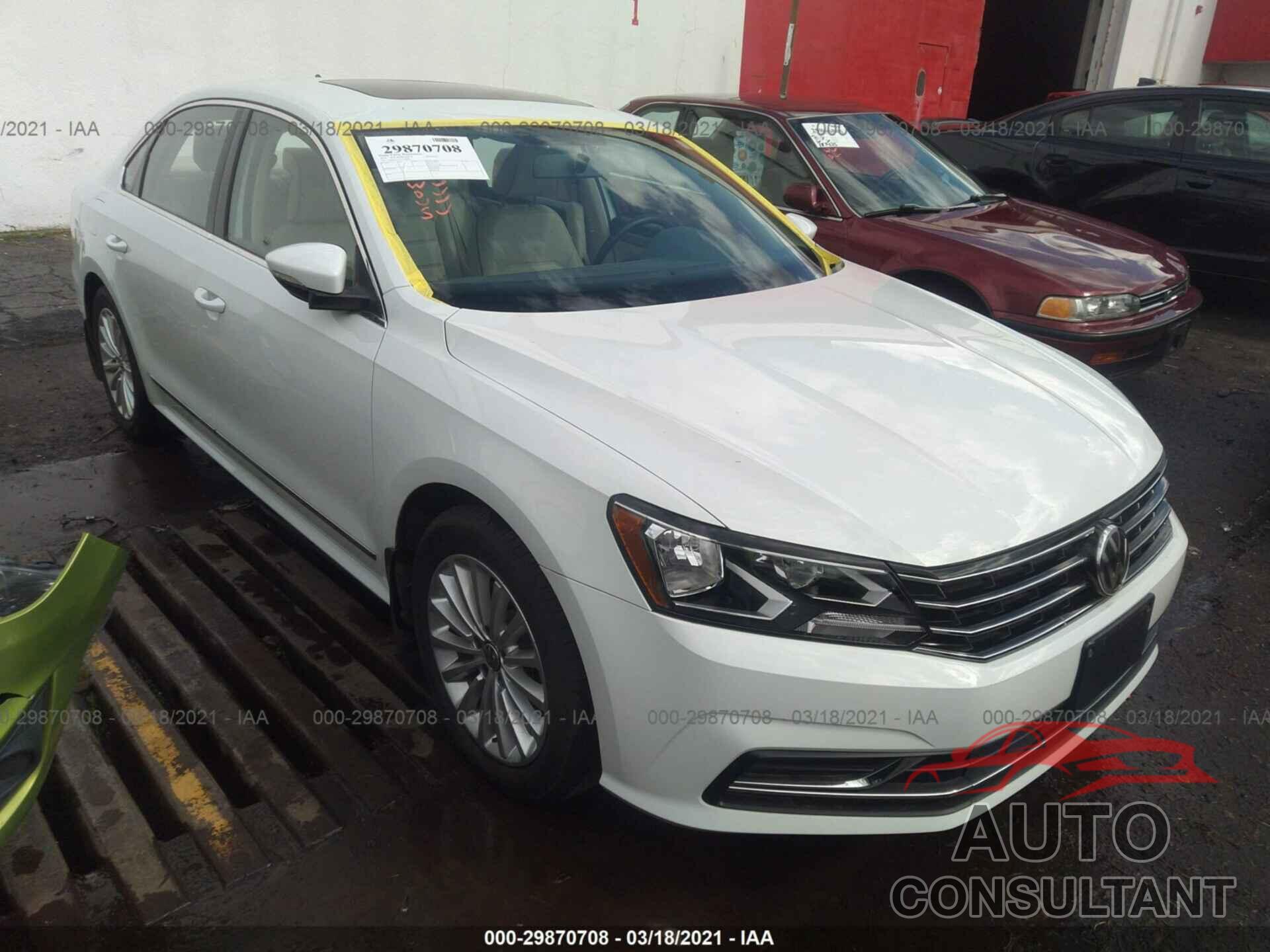 VOLKSWAGEN PASSAT 2016 - 1VWBT7A32GC044668