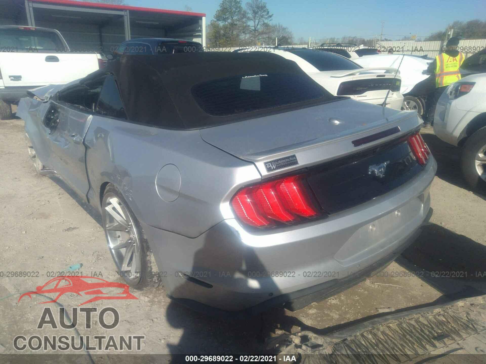 FORD MUSTANG 2018 - 1FATP8UH2J5117841