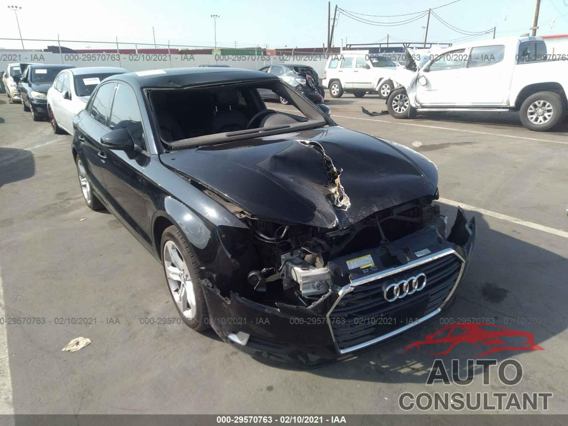 AUDI A3 SEDAN 2017 - WAUAUGFF8H1027169