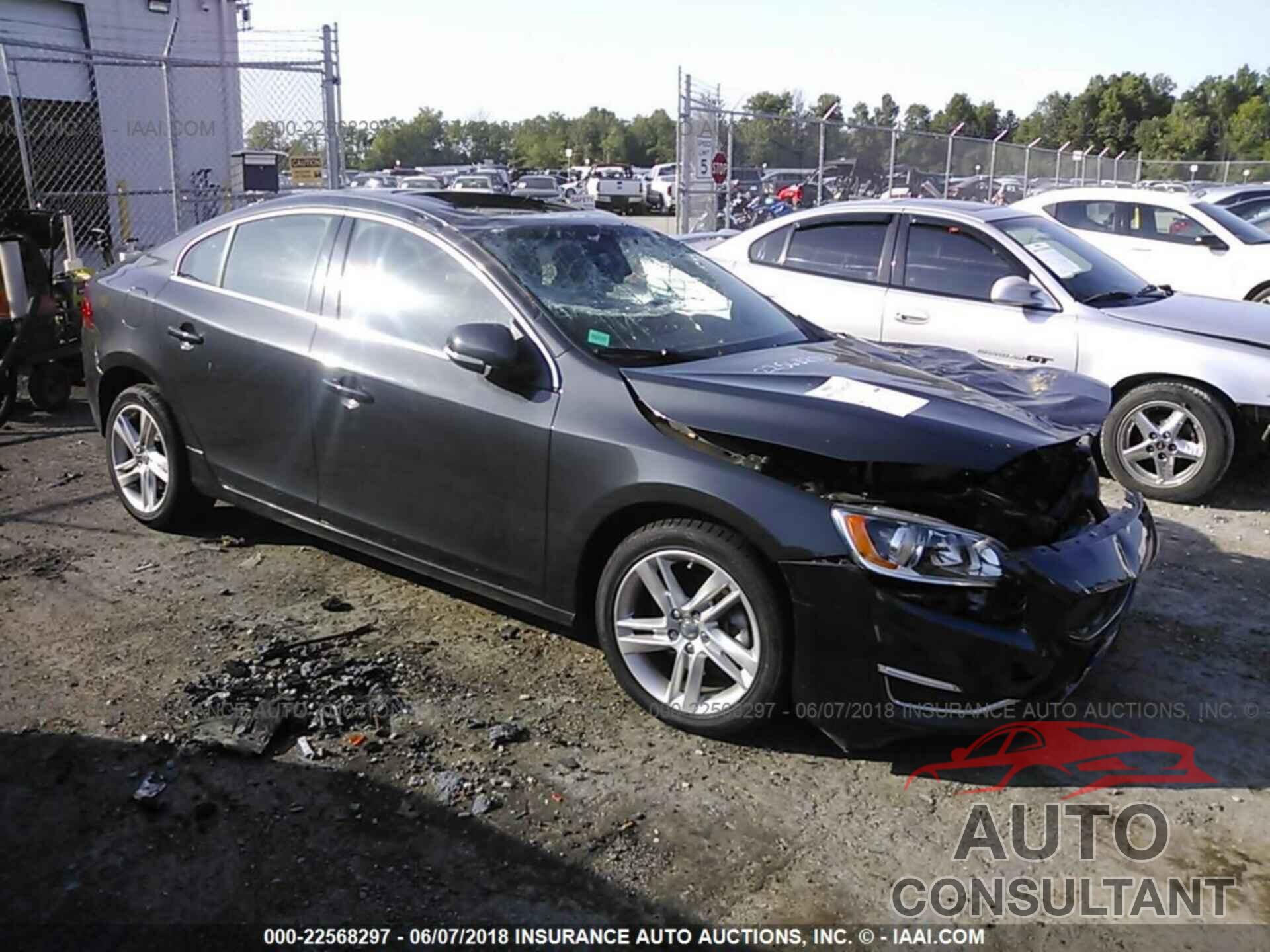 Volvo S60 2015 - YV126MFK7F1343425