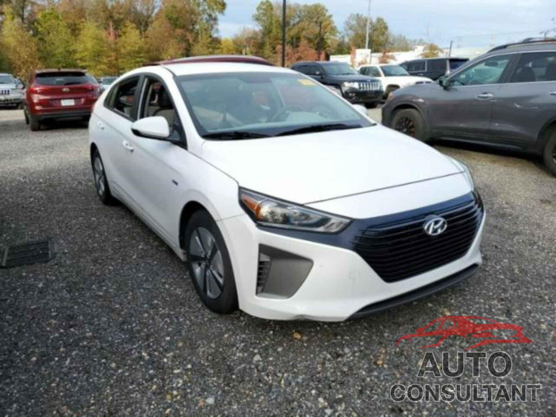 HYUNDAI IONIQ HYBRID 2017 - KMHC65LC1HU021888