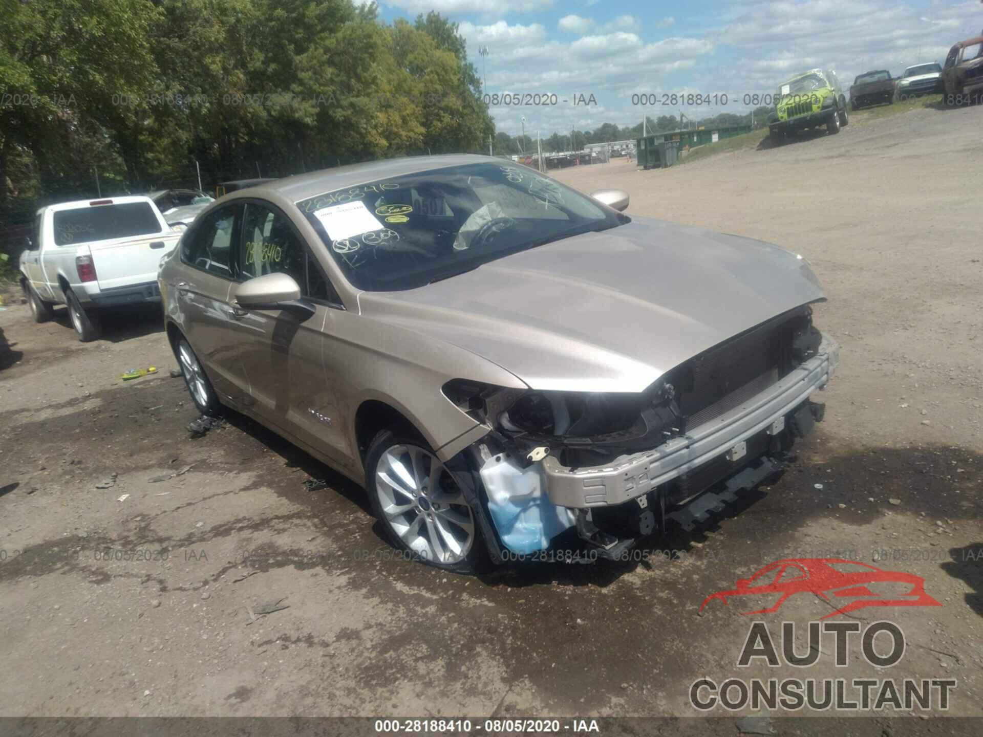 FORD FUSION HYBRID 2019 - 3FA6P0LU5KR119983