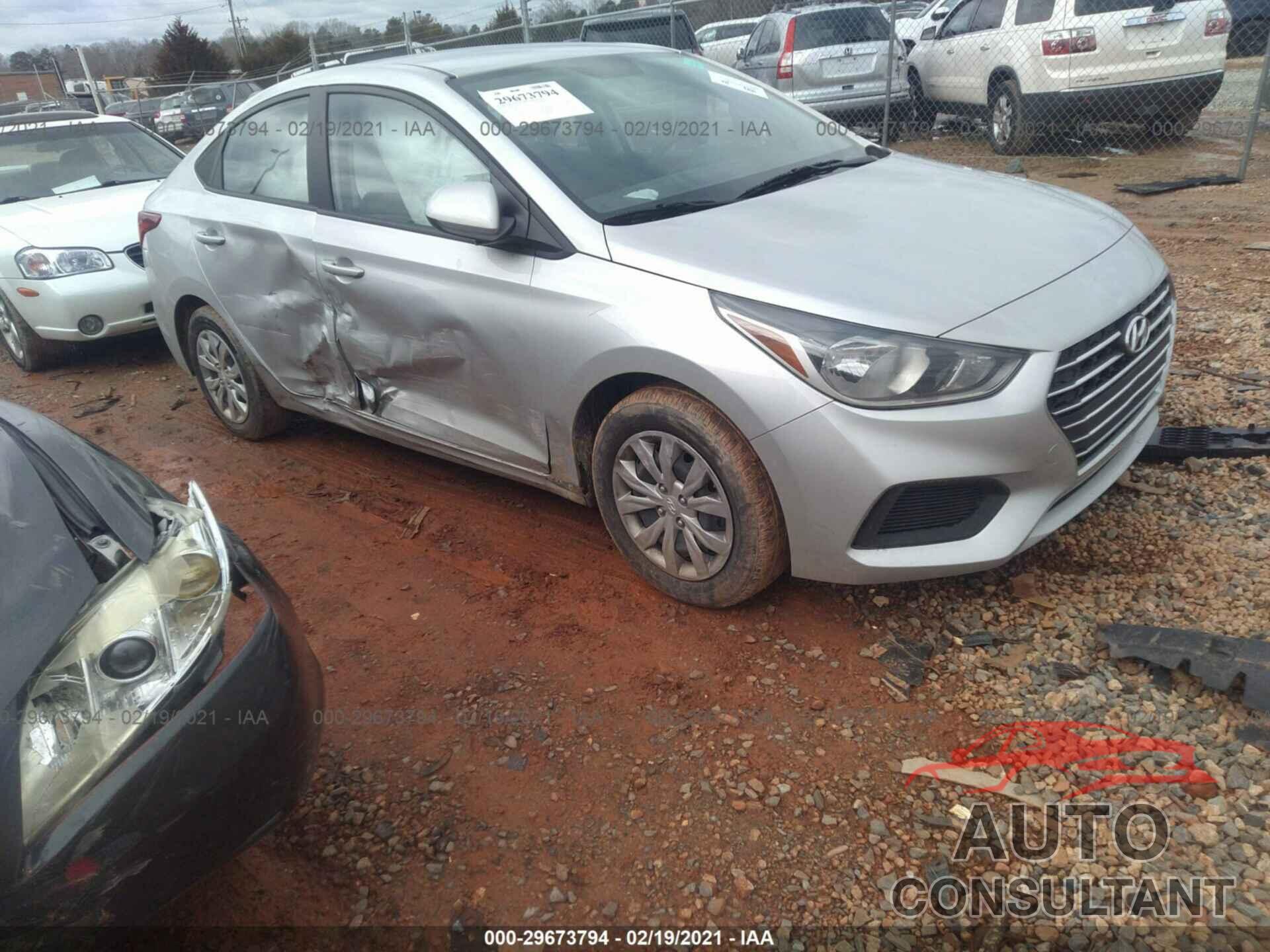 HYUNDAI ACCENT 2019 - 3KPC24A3XKE074446