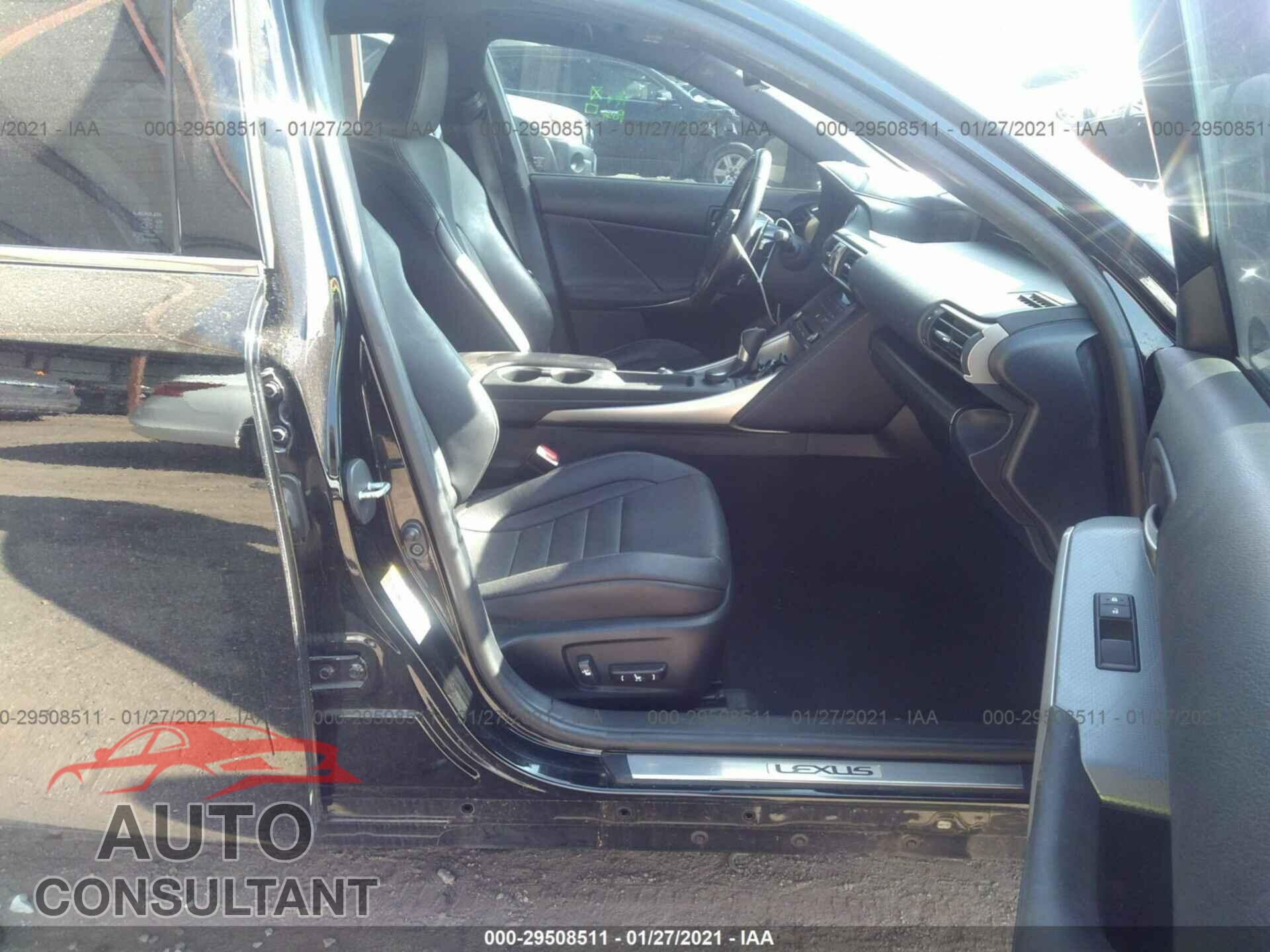 LEXUS IS 2017 - JTHBA1D20H5053785