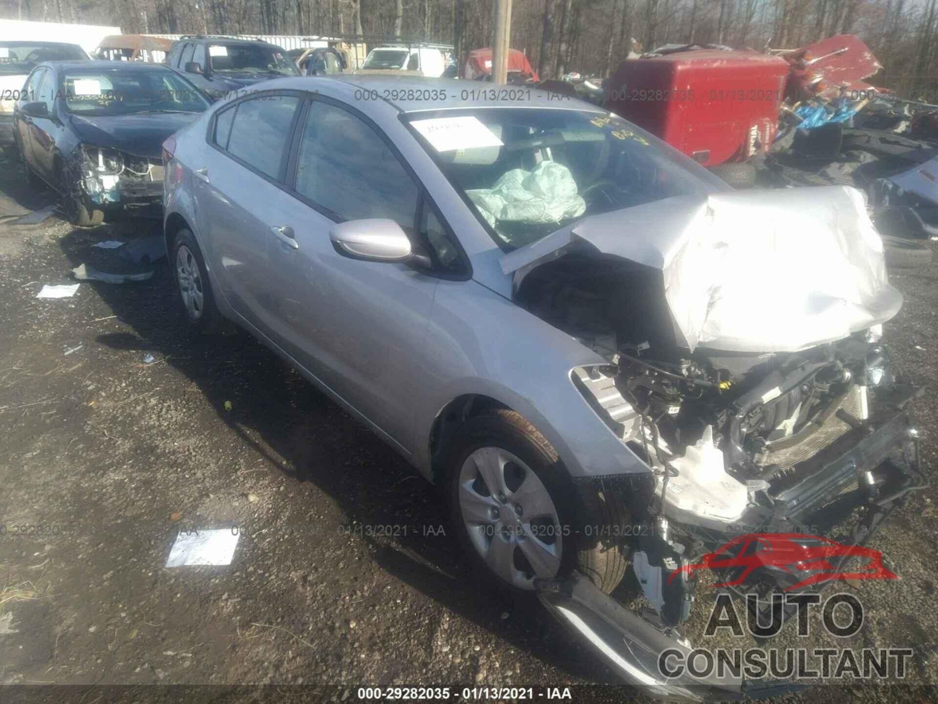 KIA FORTE 2018 - 3KPFK4A79JE271025