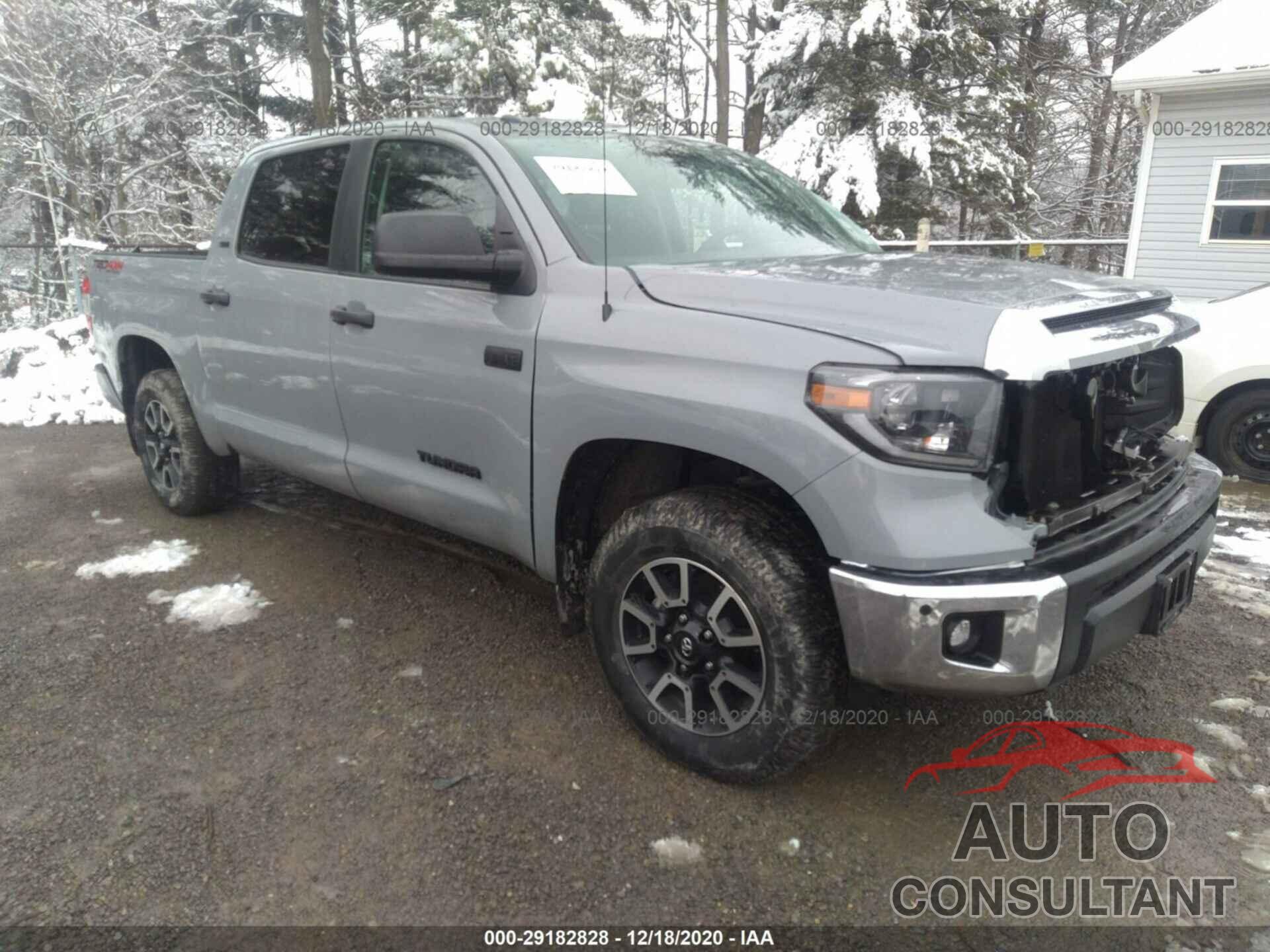 TOYOTA TUNDRA 4WD 2019 - 5TFDW5F10KX817265