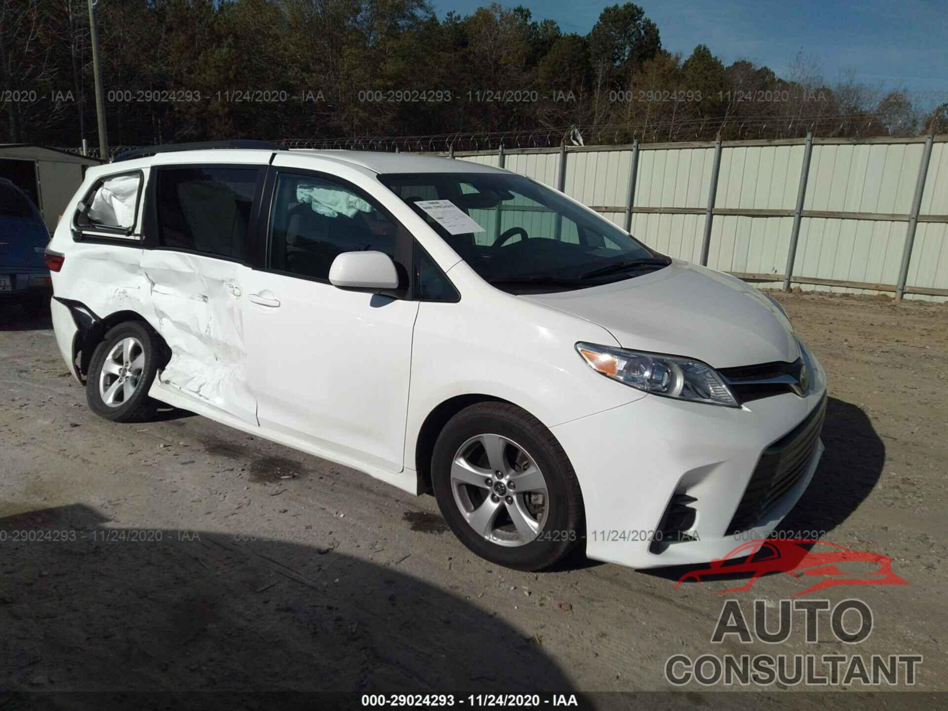 TOYOTA SIENNA 2019 - 5TDKZ3DC8KS997141