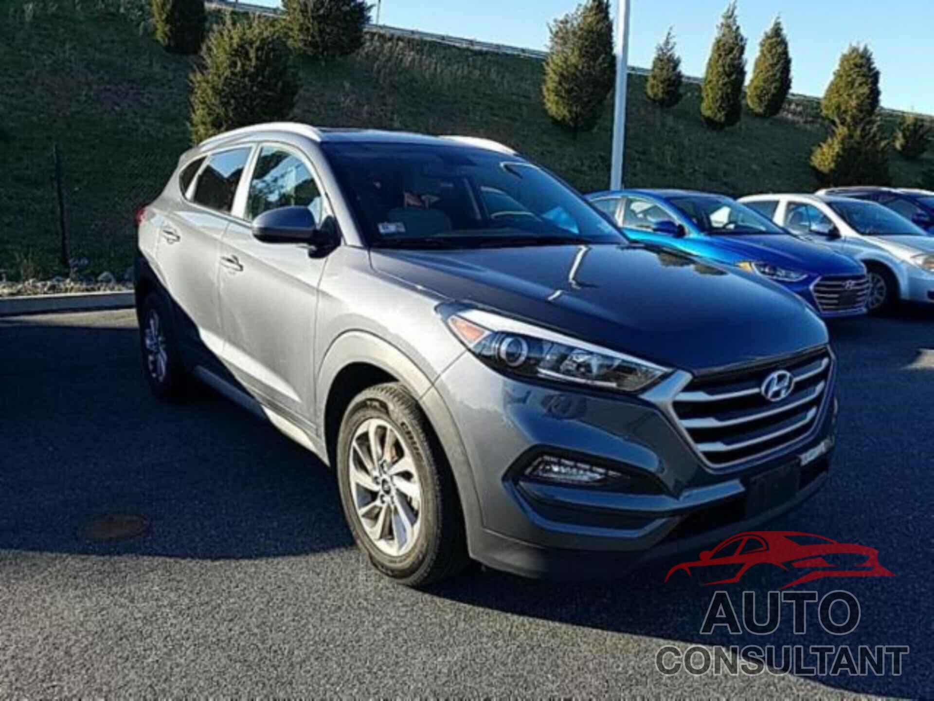 HYUNDAI TUCSON 2017 - KM8J3CA45HU385294