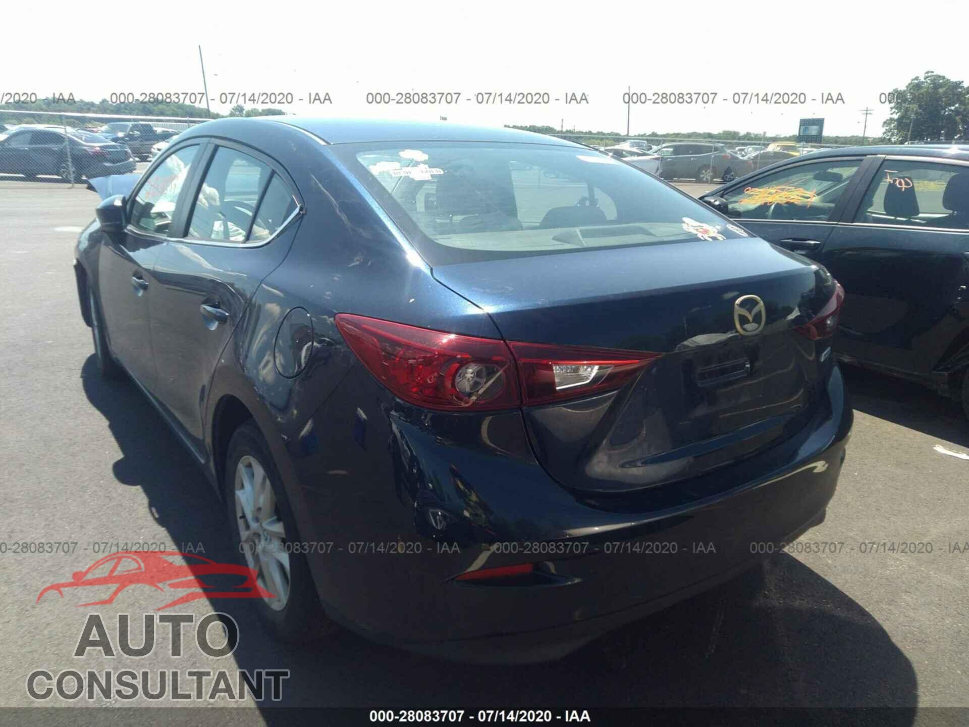 Mazda 3 2017 - 3MZBN1U77HM104272