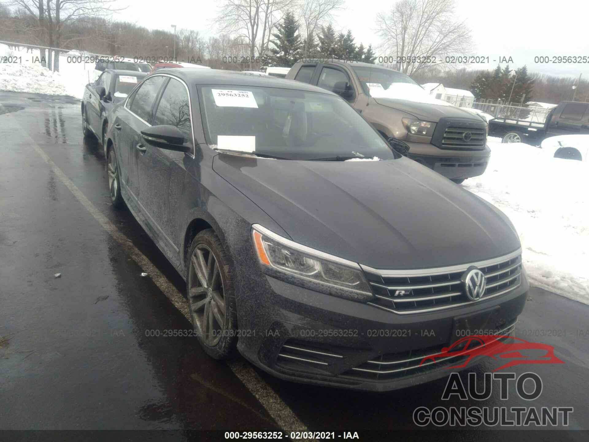 VOLKSWAGEN PASSAT 2016 - 1VWAT7A34GC065128