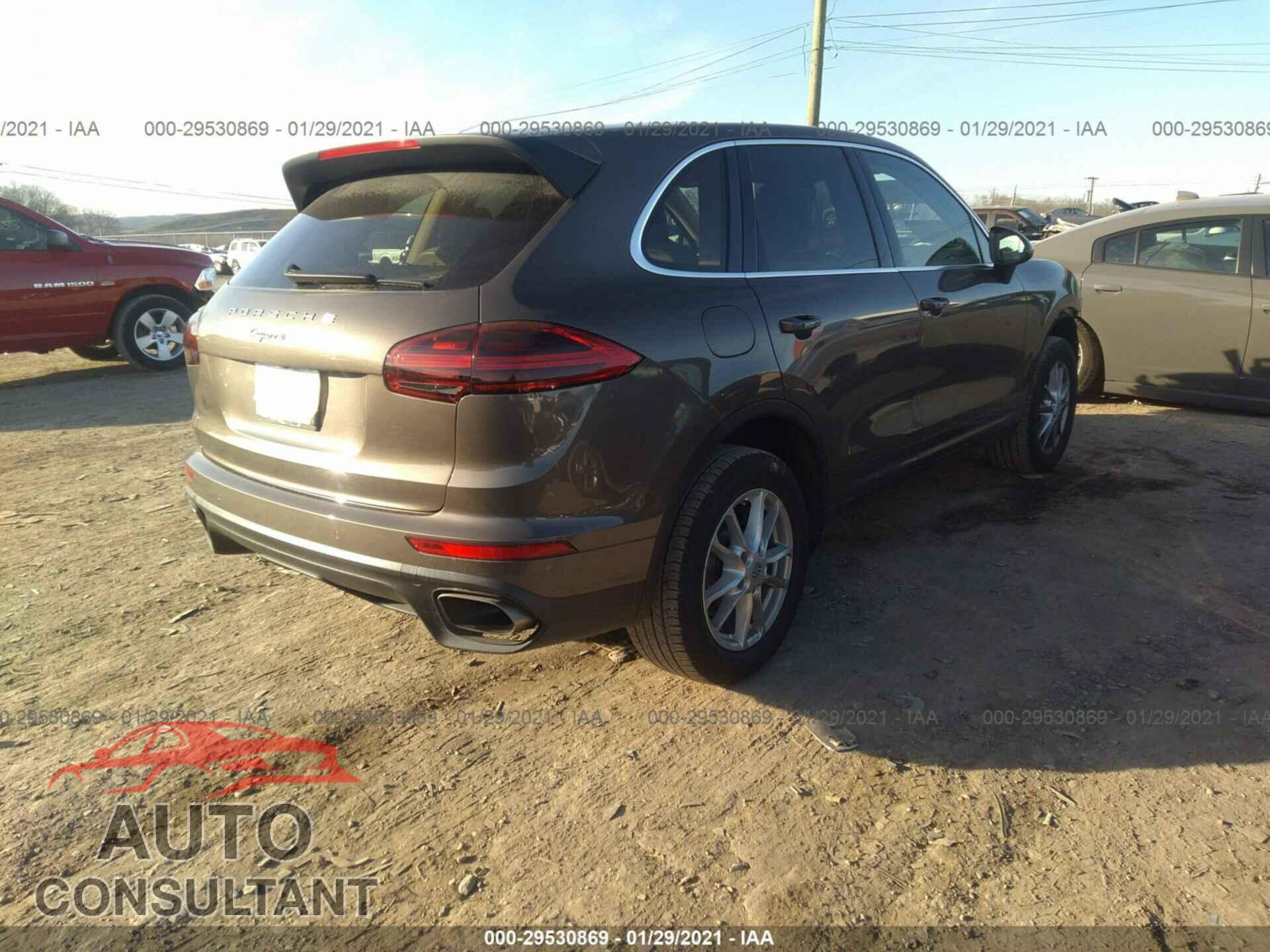 PORSCHE CAYENNE 2016 - WP1AA2A27GLA08021