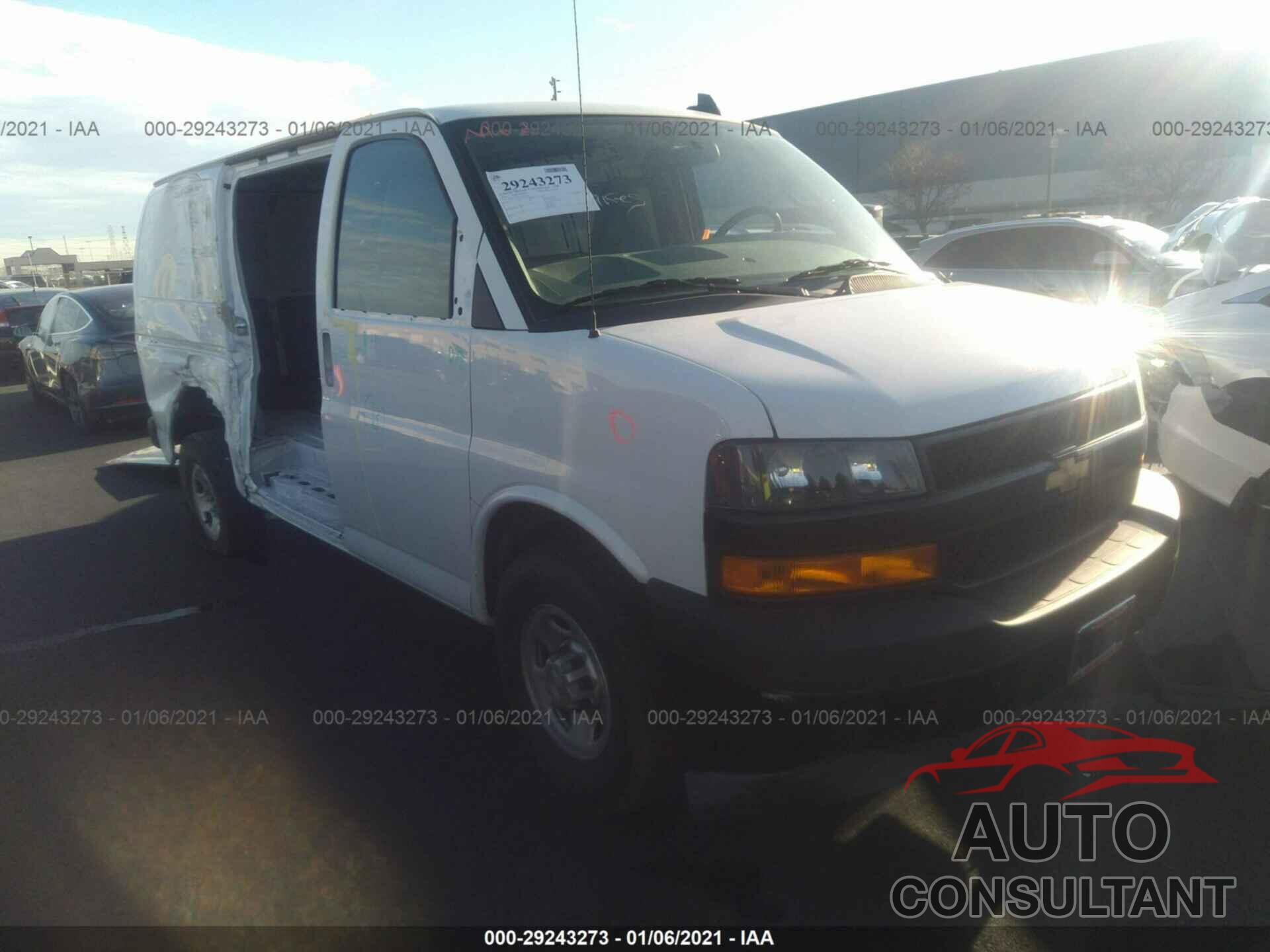 CHEVROLET EXPRESS CARGO VAN 2020 - 1GCWGAFG4L1117336