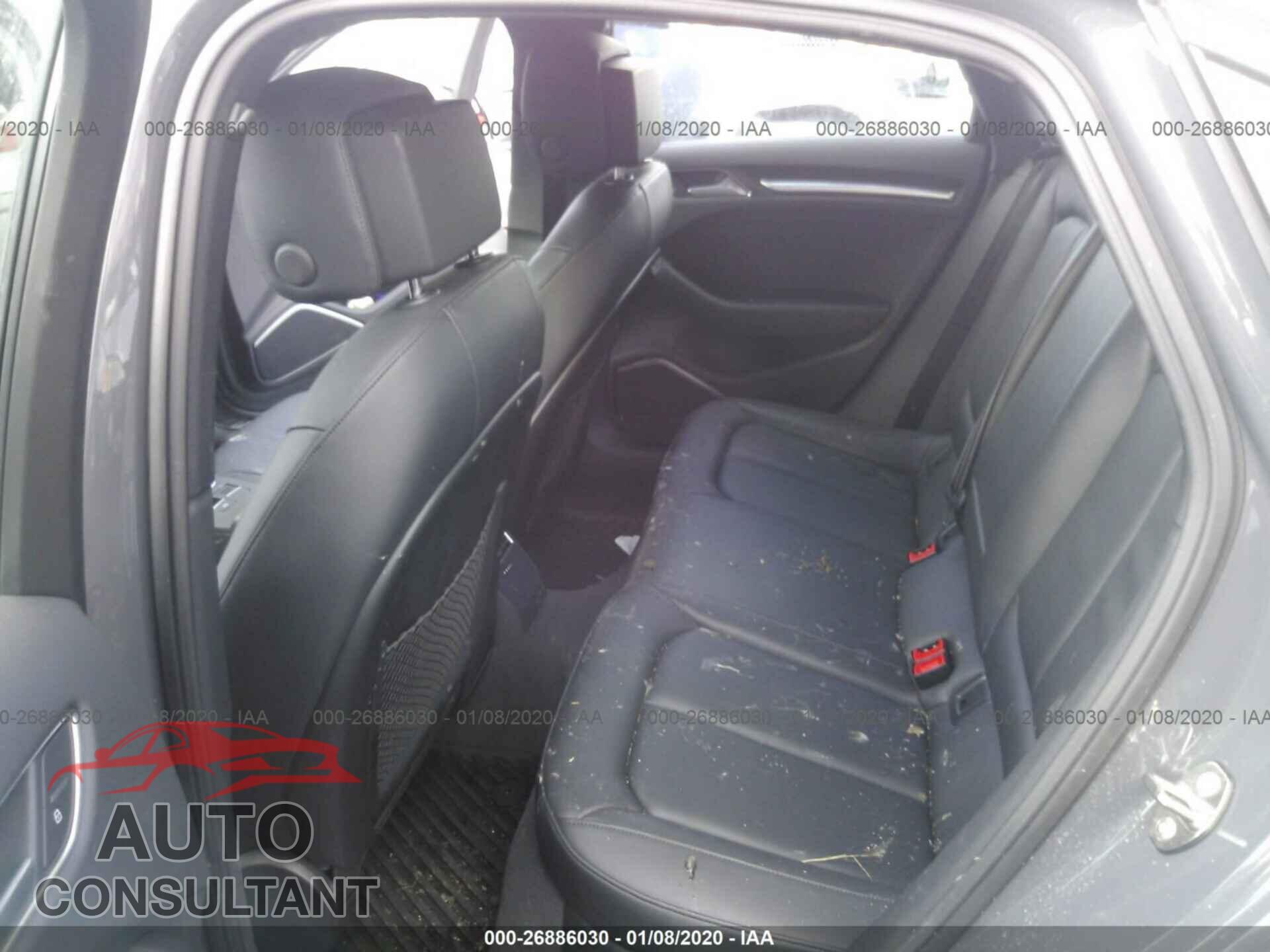 AUDI A3 2019 - WAUGUGFFXK1011475