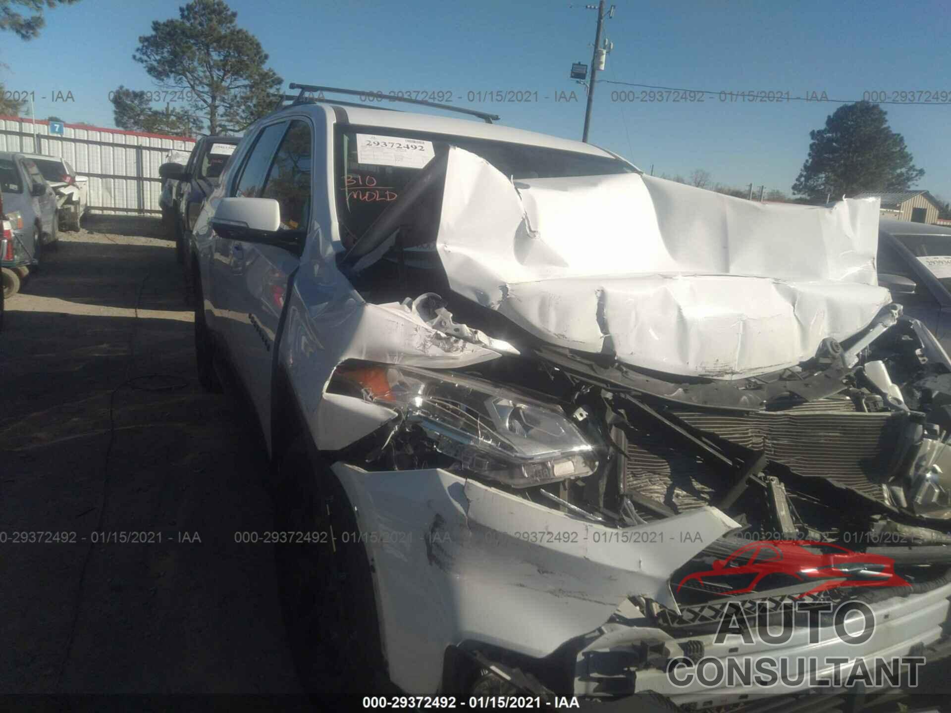 CHEVROLET TRAVERSE 2018 - 1GNEVGKW7JJ258925