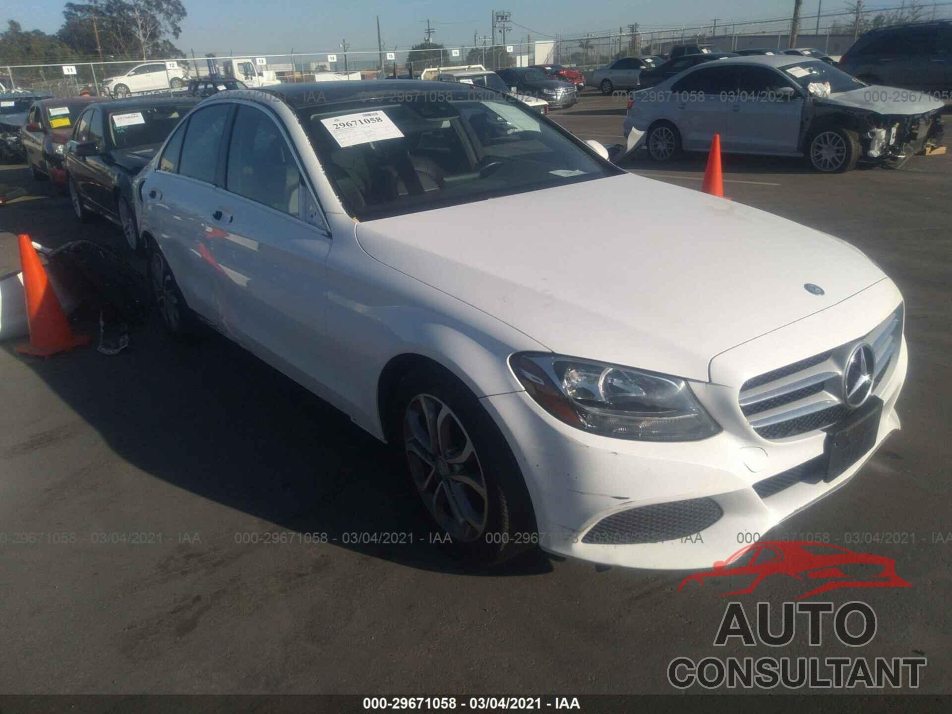 MERCEDES-BENZ C-CLASS 2016 - 55SWF4JB0GU126966