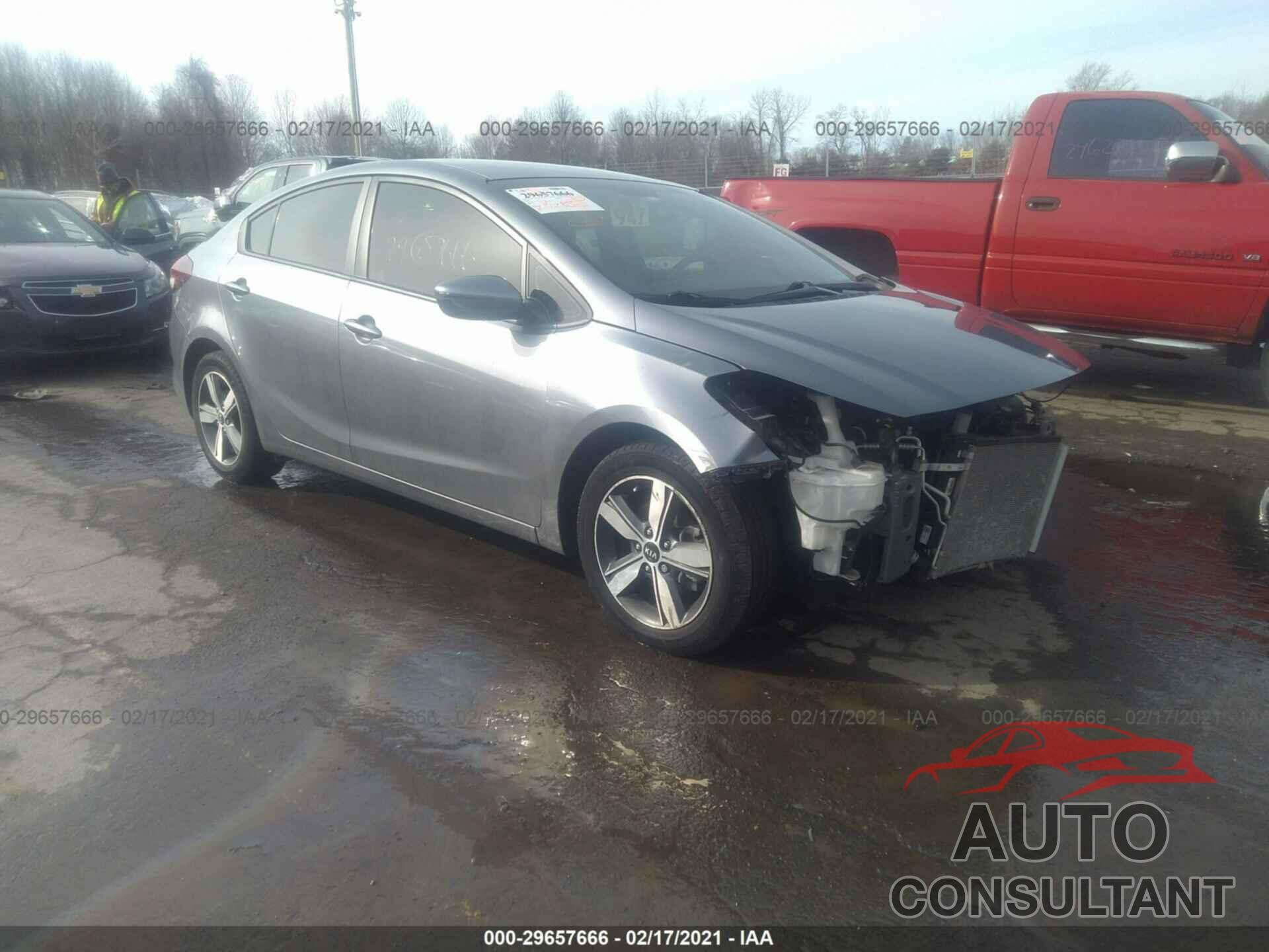 KIA FORTE 2018 - 3KPFL4A70JE240971