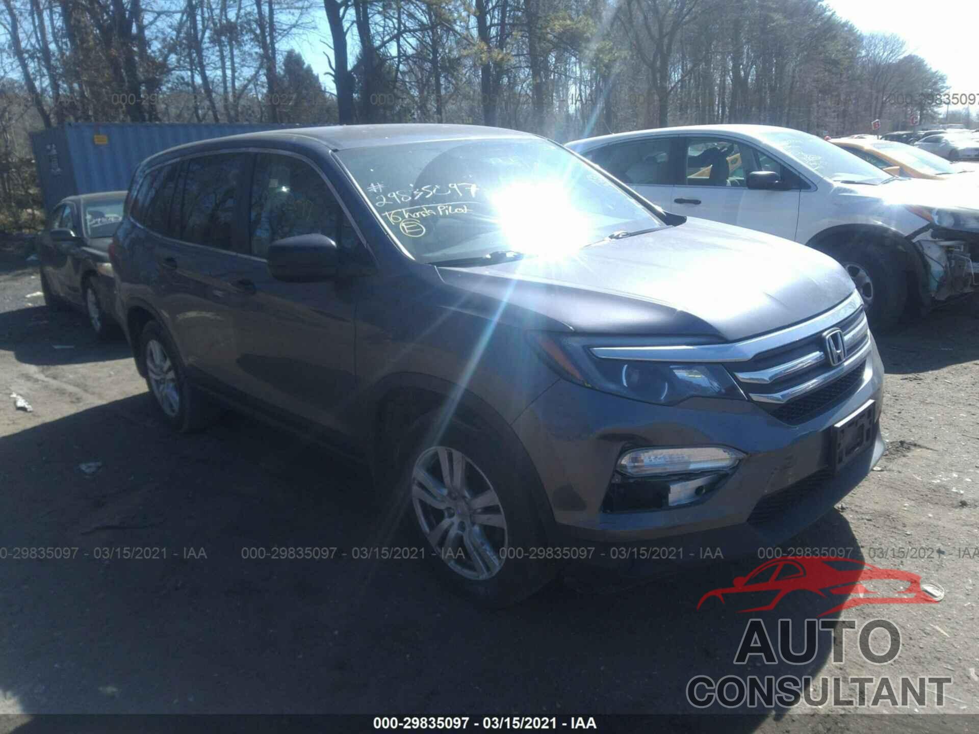 HONDA PILOT 2016 - 5FNYF6H17GB111495