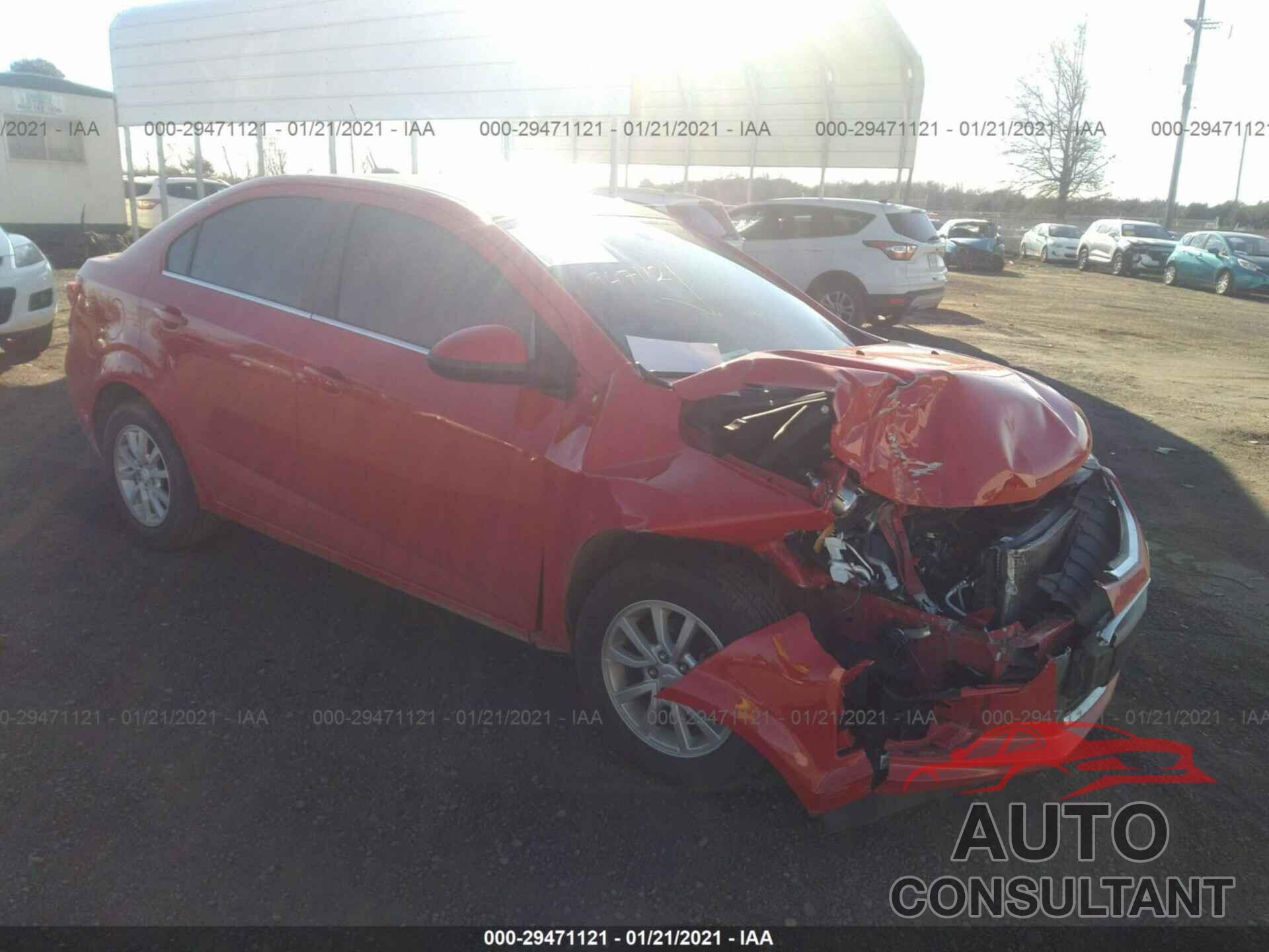 CHEVROLET SONIC 2019 - 1G1JD5SB0K4125914