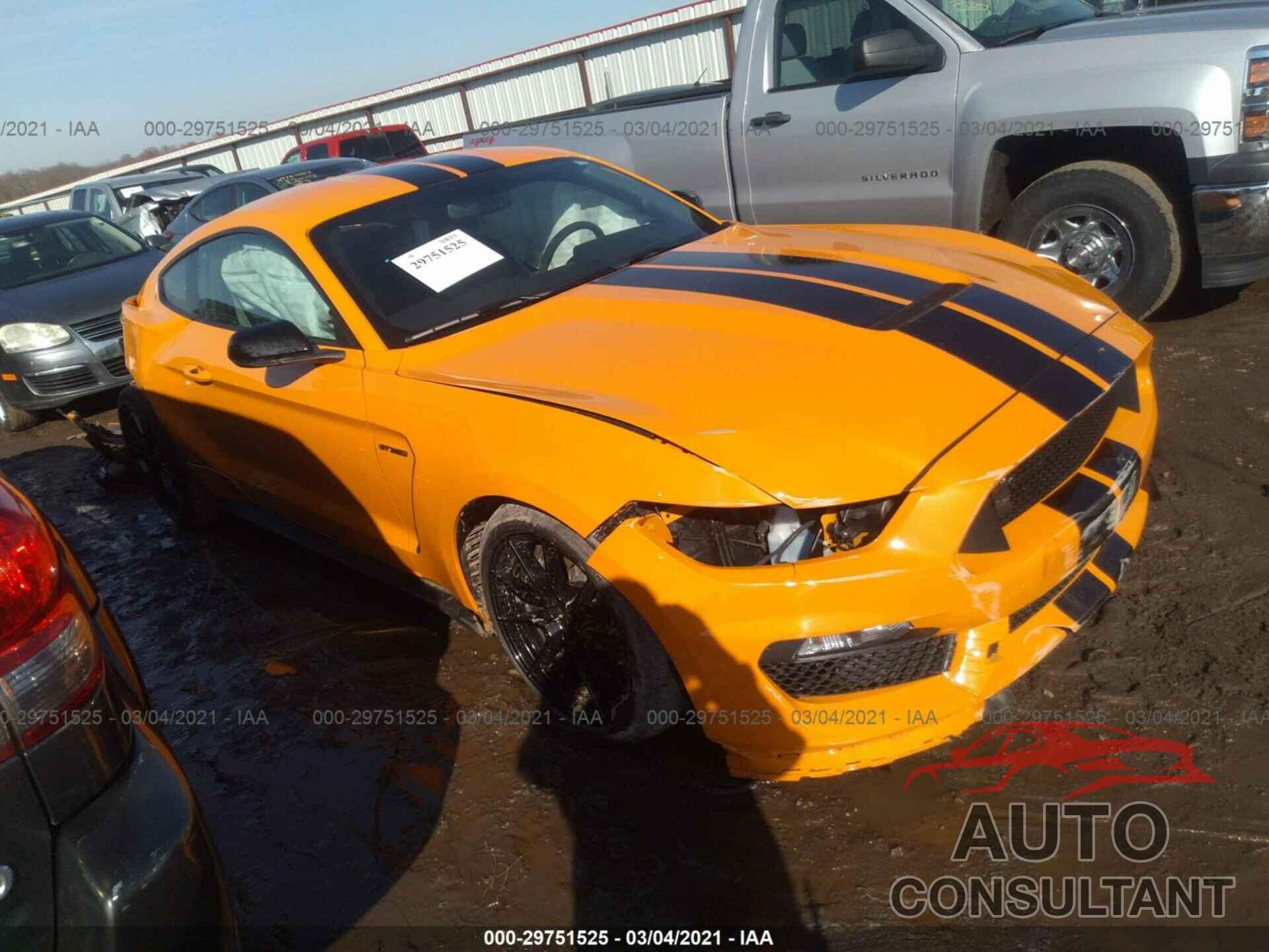 FORD MUSTANG 2019 - 1FA6P8JZ4K5551853