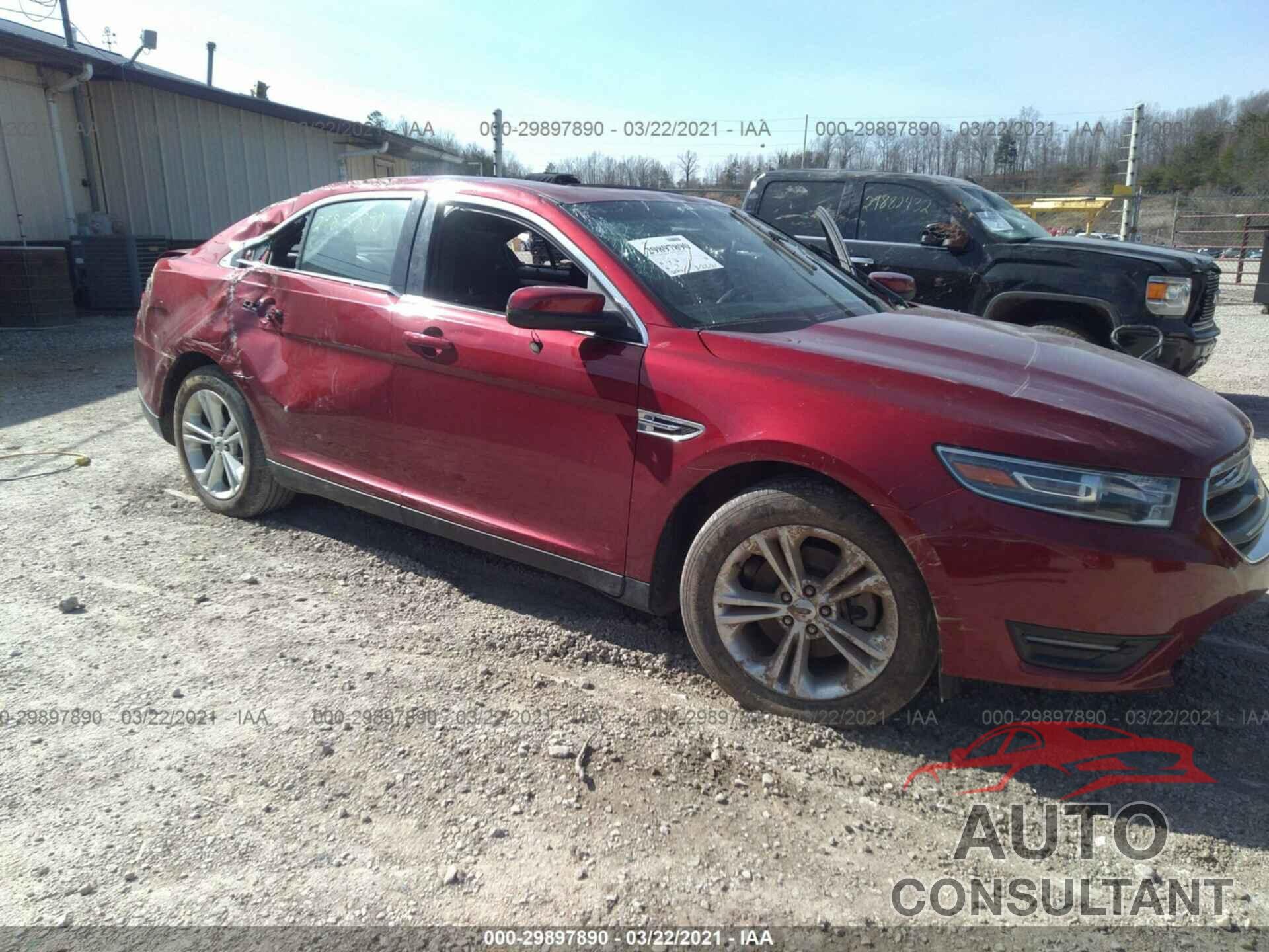 FORD TAURUS 2018 - 1FAHP2E85JG132548