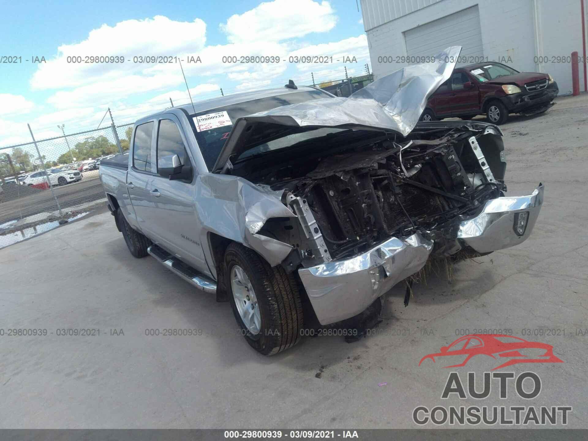 CHEVROLET SILVERADO 1500 2018 - 1GCPCREC3JF241482