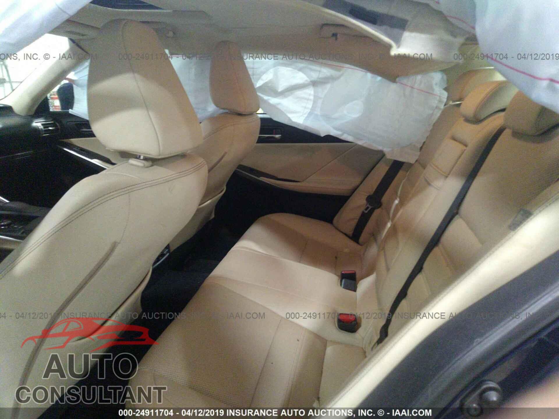 LEXUS IS 2014 - JTHCF1D22E5004637
