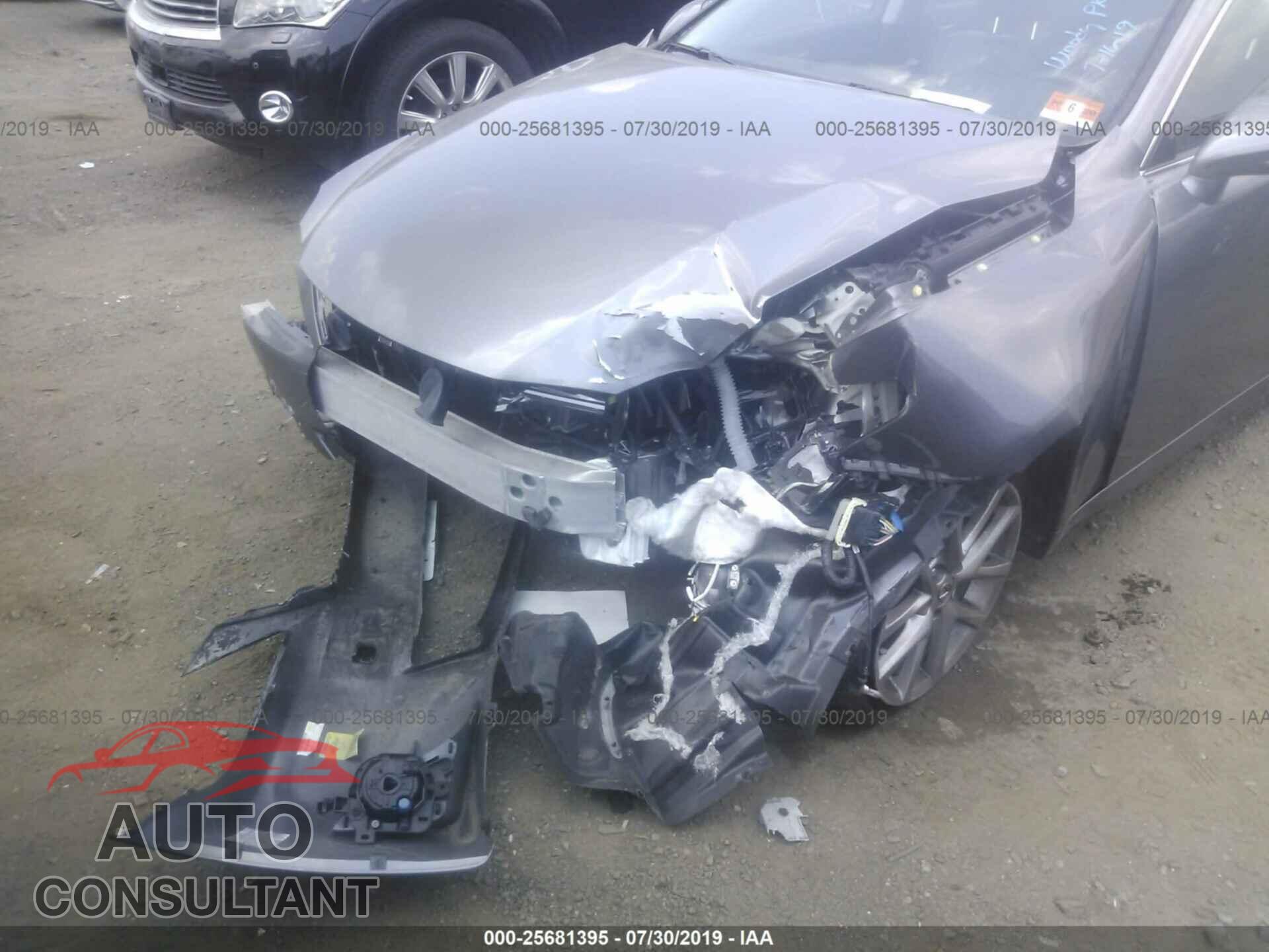 LEXUS IS 2013 - JTHCF5C2XD5063846