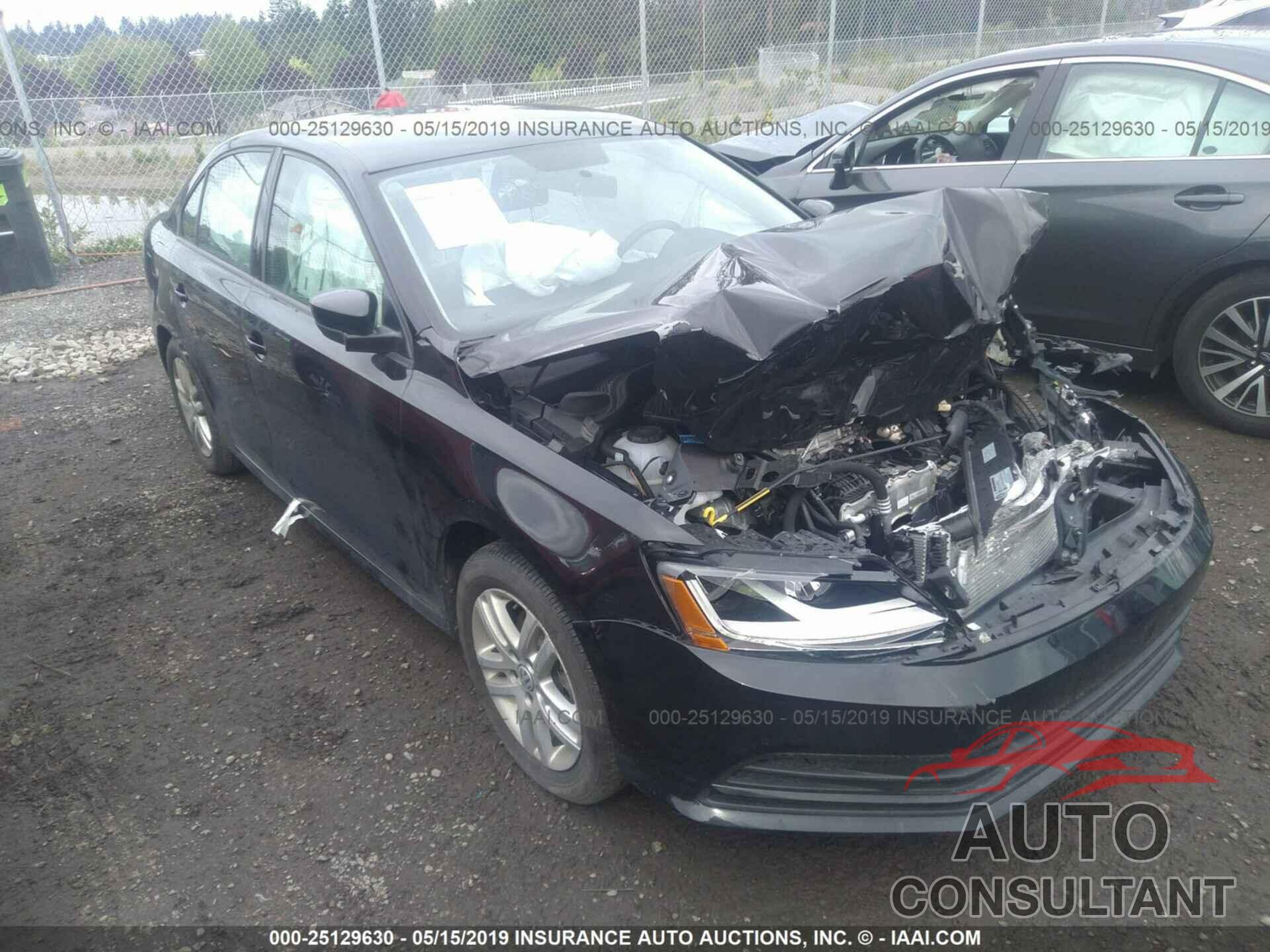 VOLKSWAGEN JETTA 2018 - 3VW2B7AJ3JM213314