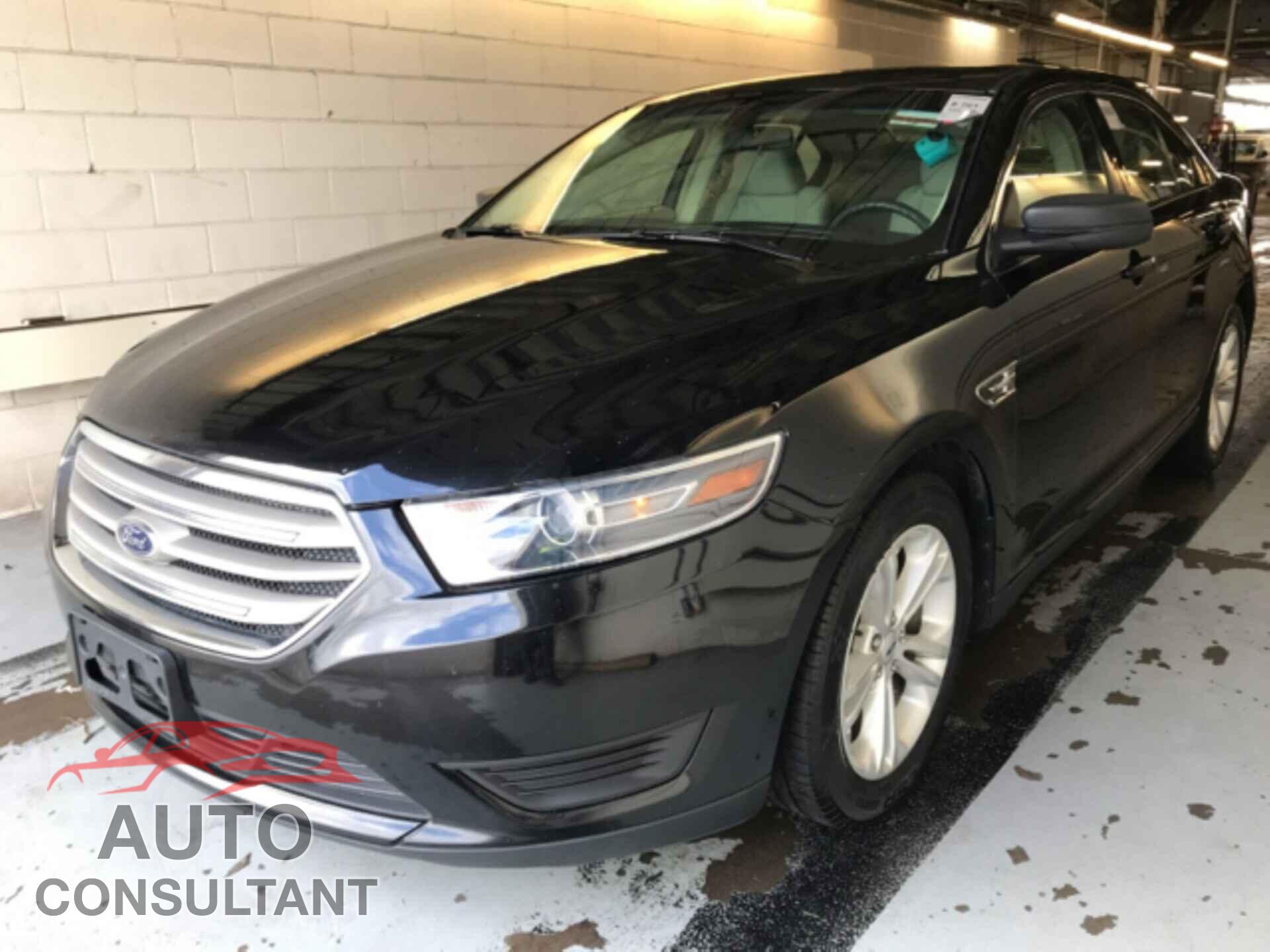 FORD TAURUS 2017 - 1FAHP2D84HG109919