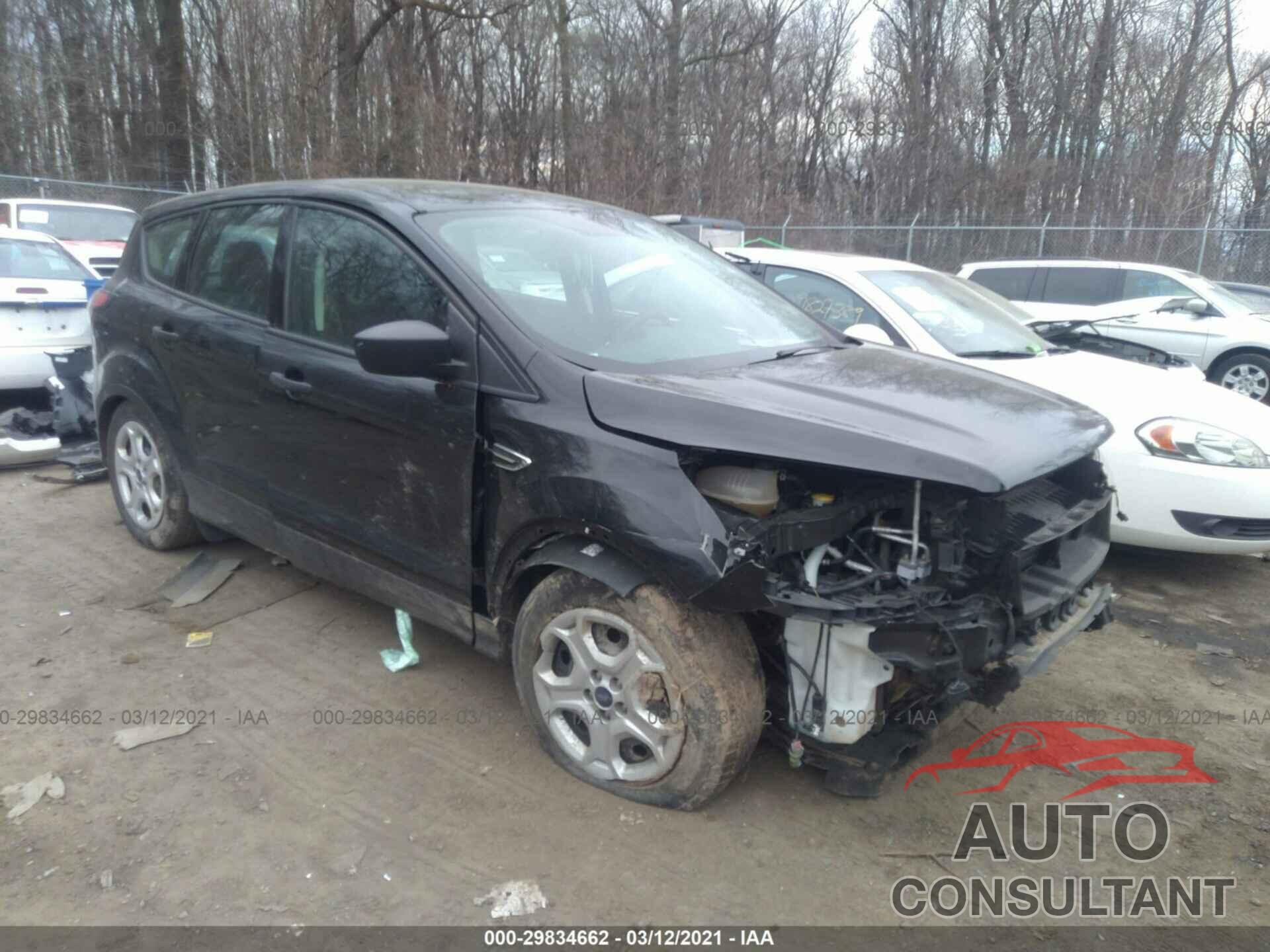 FORD ESCAPE 2017 - 1FMCU0F70HUB33489