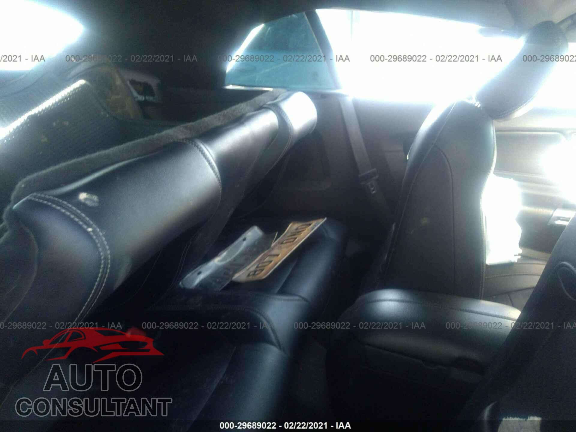 FORD MUSTANG 2018 - 1FATP8UH2J5117841