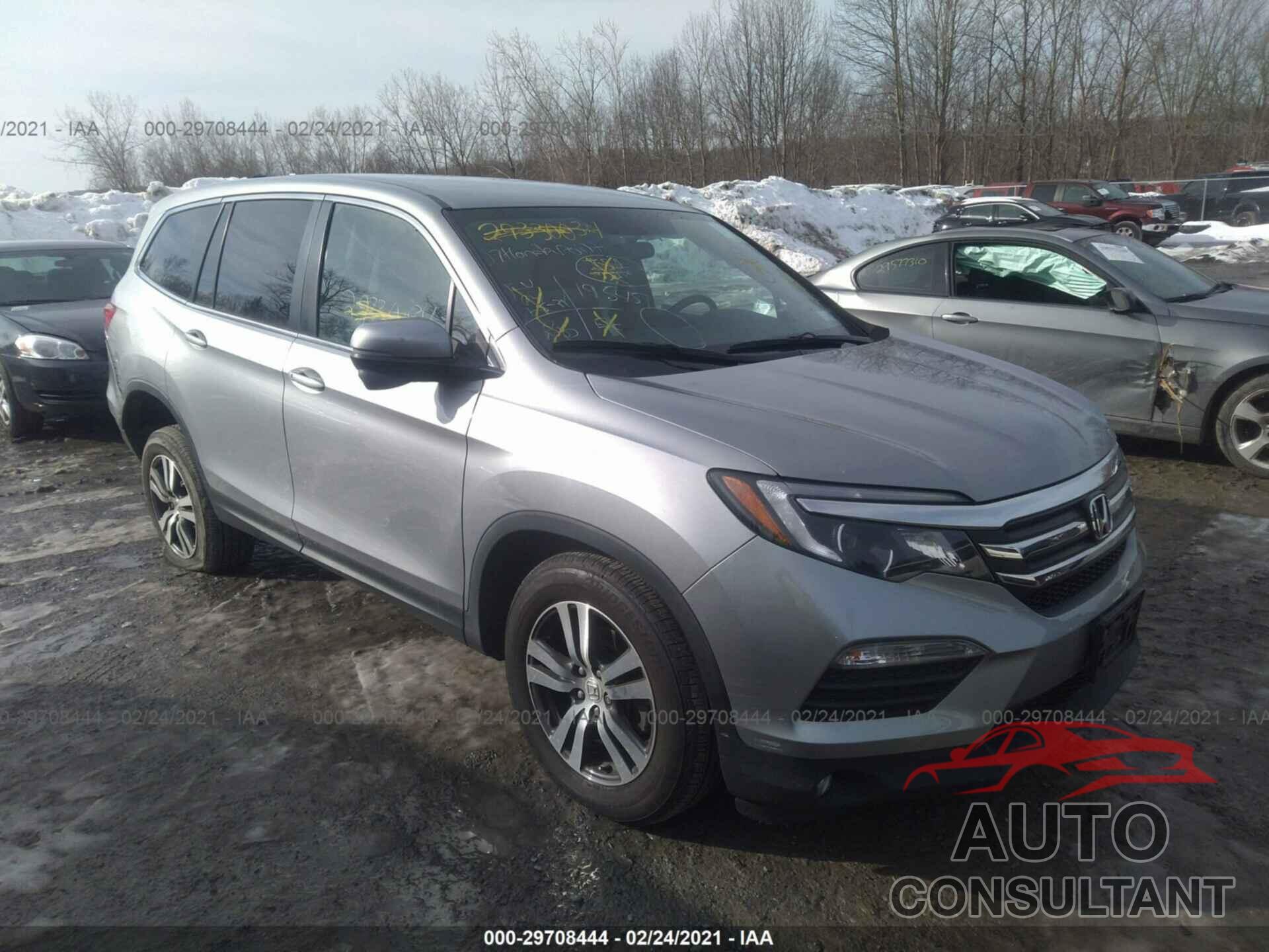 HONDA PILOT 2017 - 5FNYF6H33HB088896