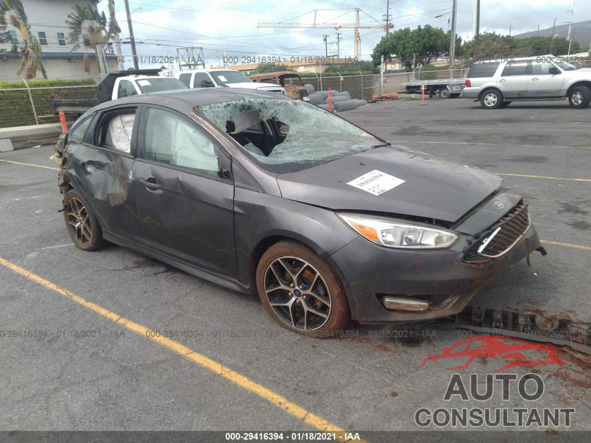 FORD FOCUS 2016 - 1FADP3F25GL246905