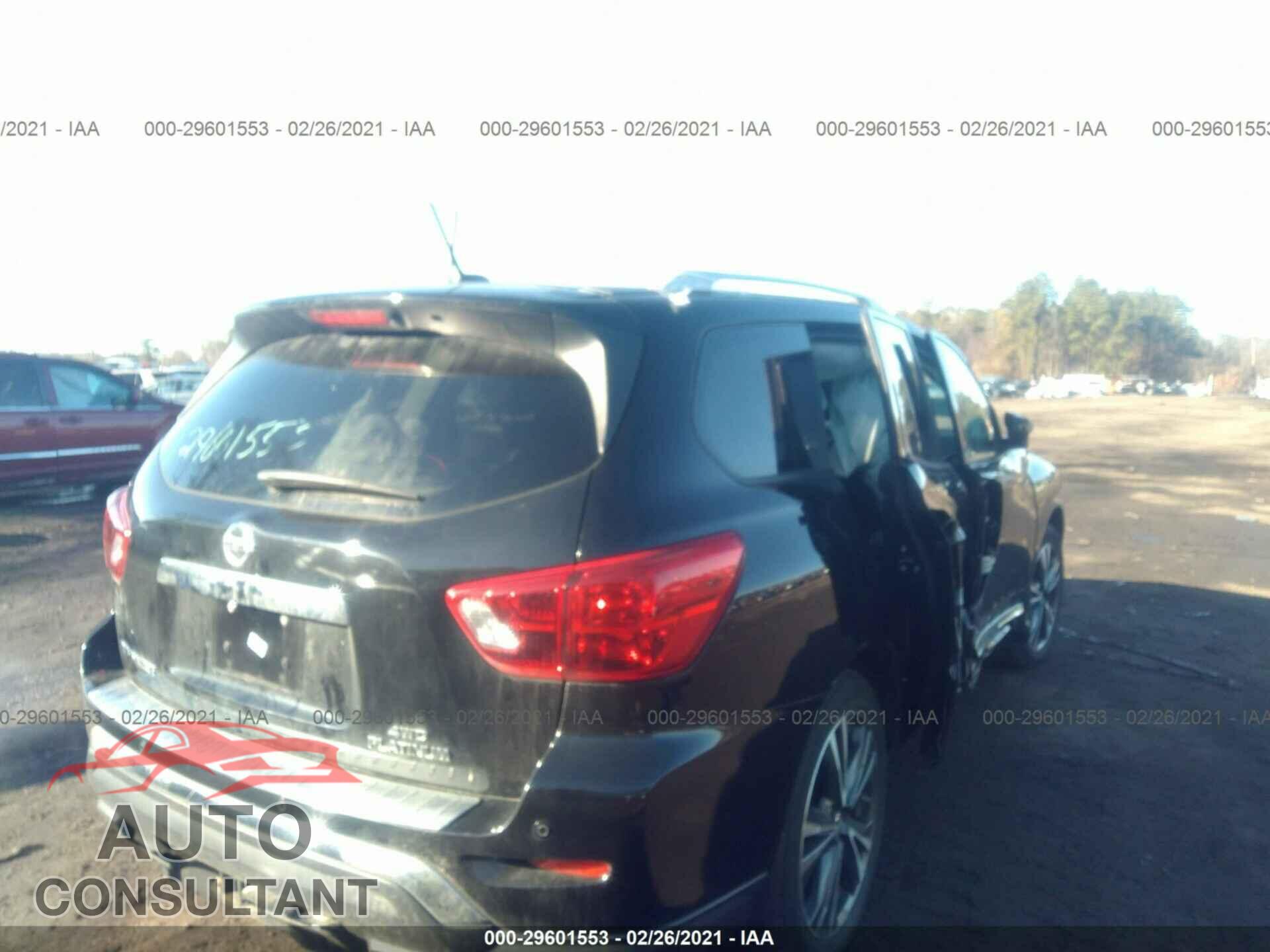 NISSAN PATHFINDER 2017 - 5N1DR2MM3HC641701